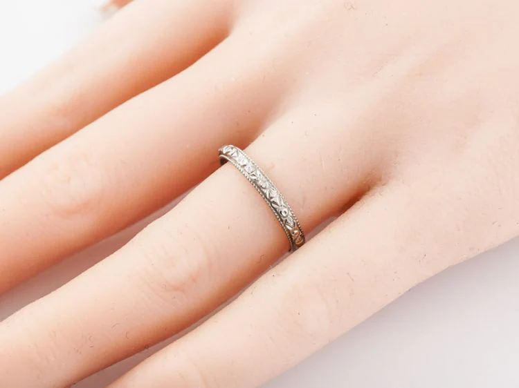 Antique Wedding Band Art Deco Orange Blossom in 18k White Gold - Image 4