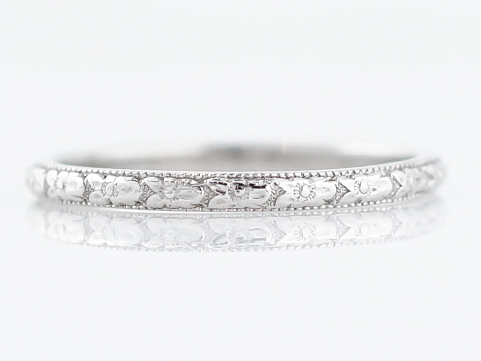 Antique Wedding Band Art Deco Orange Blossom in 18k White Gold
