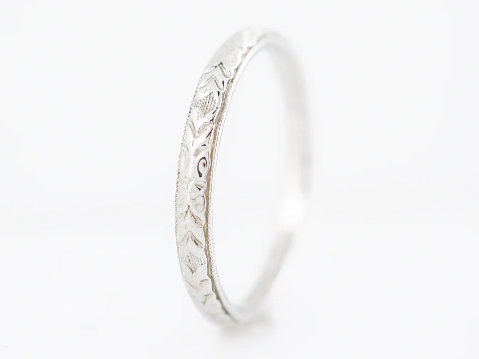 Antique Wedding Band Art Deco Orange Blossom in 18k White Gold - Image 3