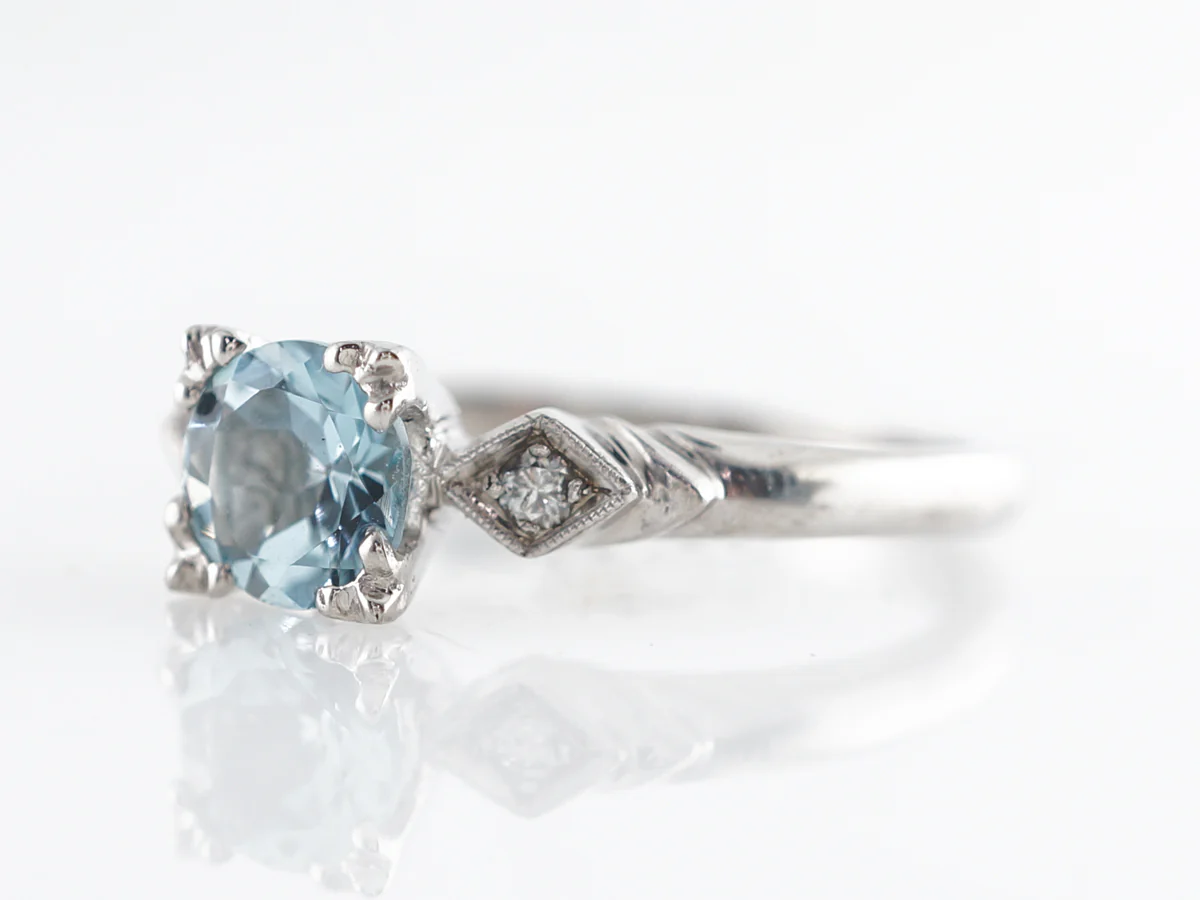 Art Deco Aquamarine Engagement Ring in Platinum - Image 2