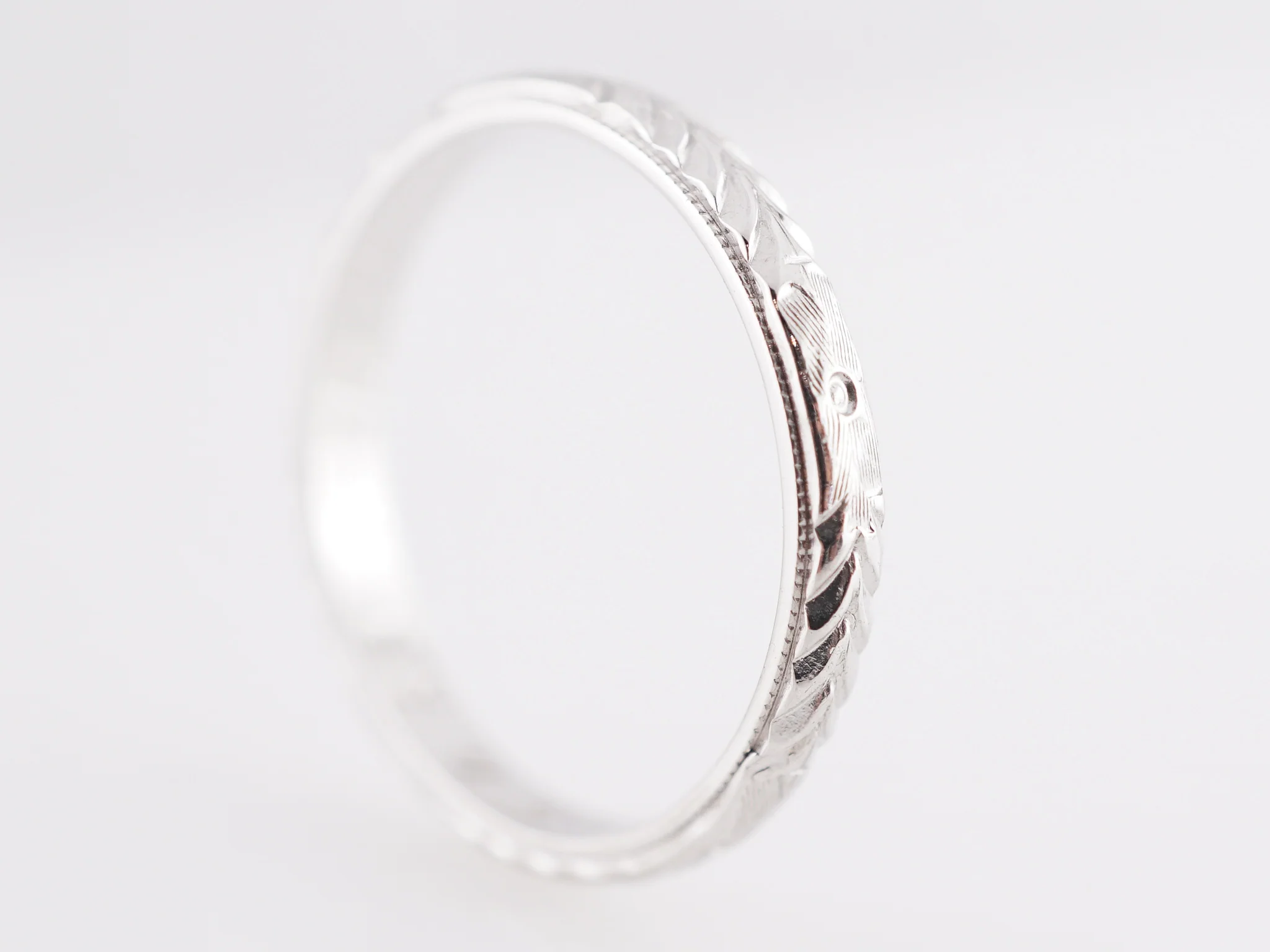 Art Deco Chevron Wedding Band in 14K White Gold - Image 4