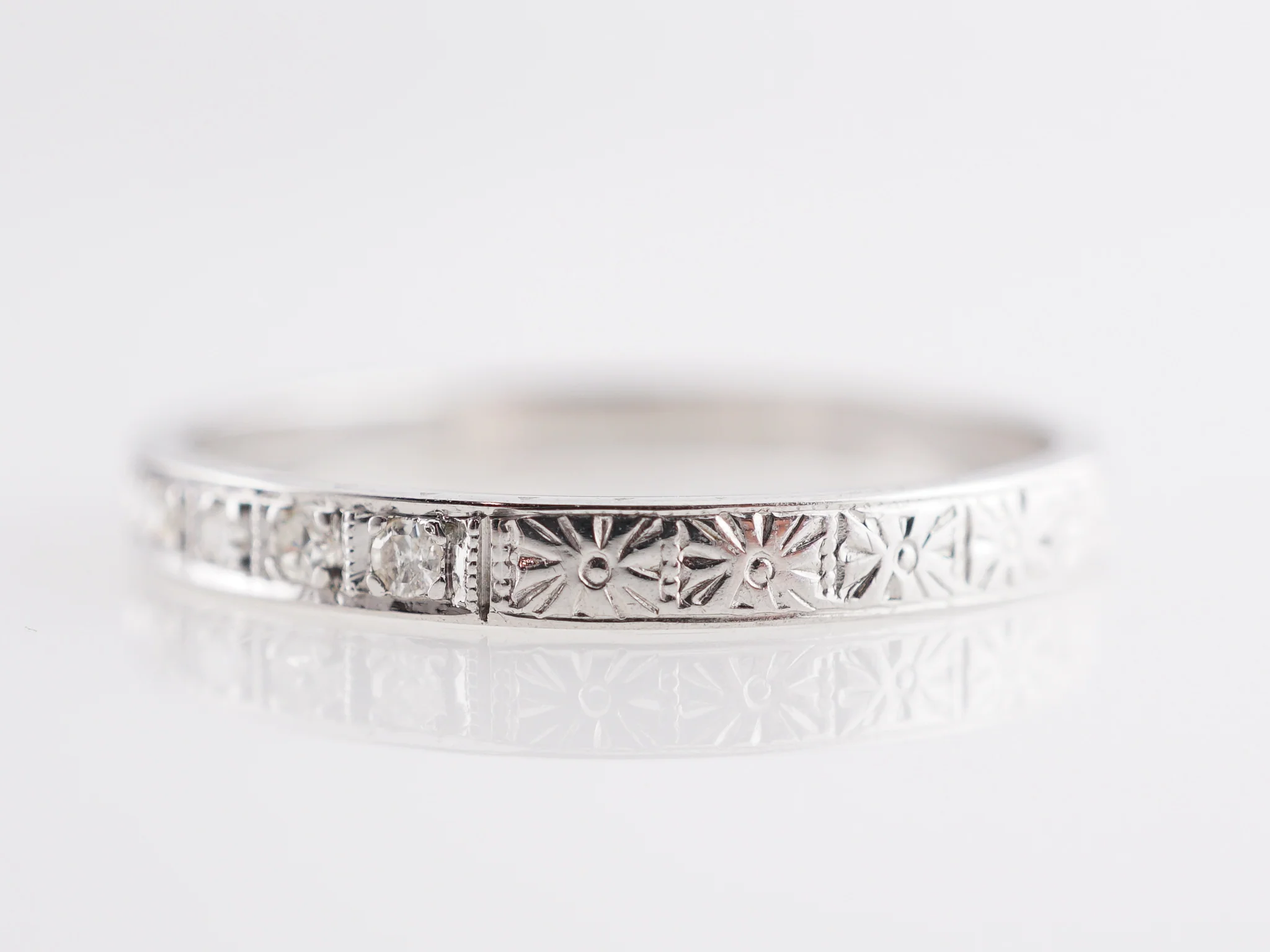 Art Deco Diamond & Orange Blossom Wedding Band in 18k - Image 2