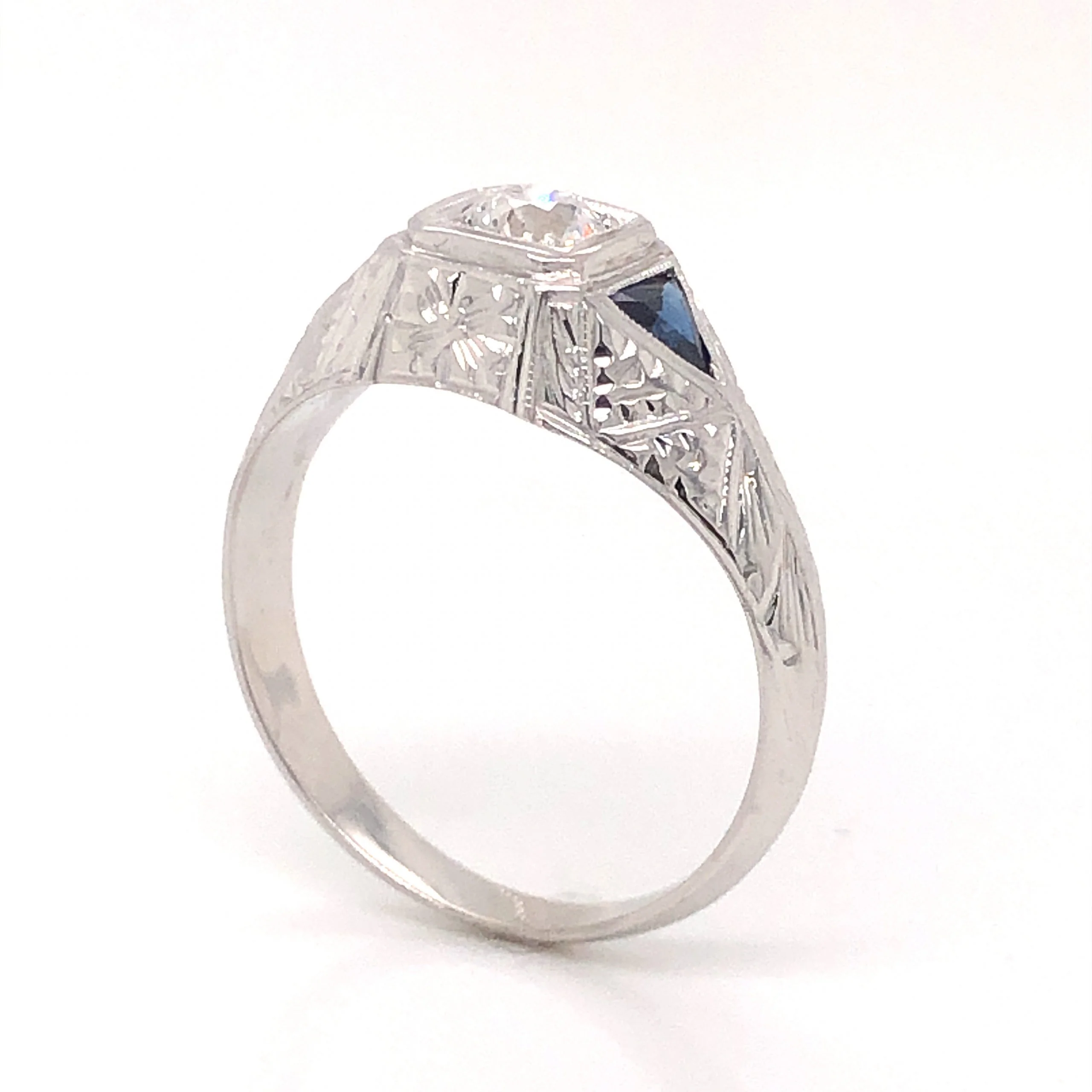 Art Deco Men's Diamond & Sapphire Ring in 18k White Gold - Image 5