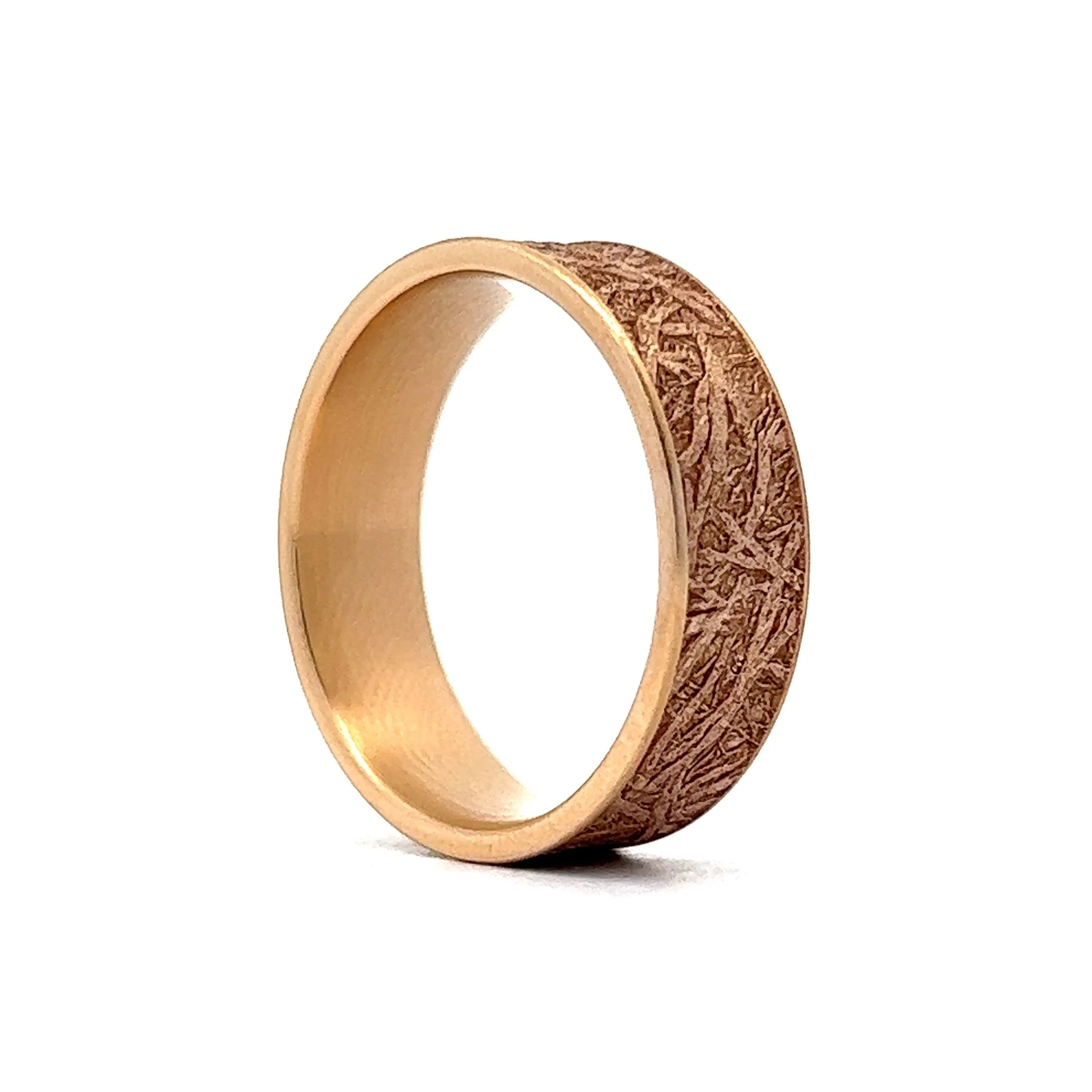 Benchmark Men's Comfort Fit Tree Bark Wedding Band in 14k Yellow Gold - Image 5