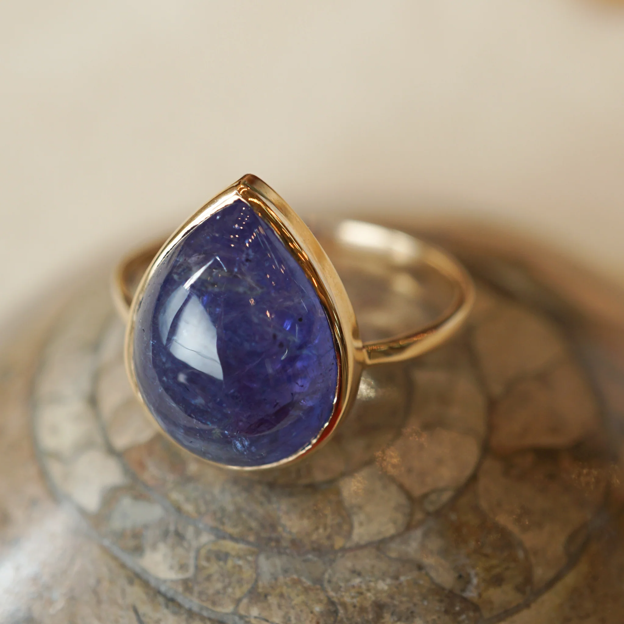 Bezel Set Tanzanite Ring in 14k Yellow Gold - Image 5