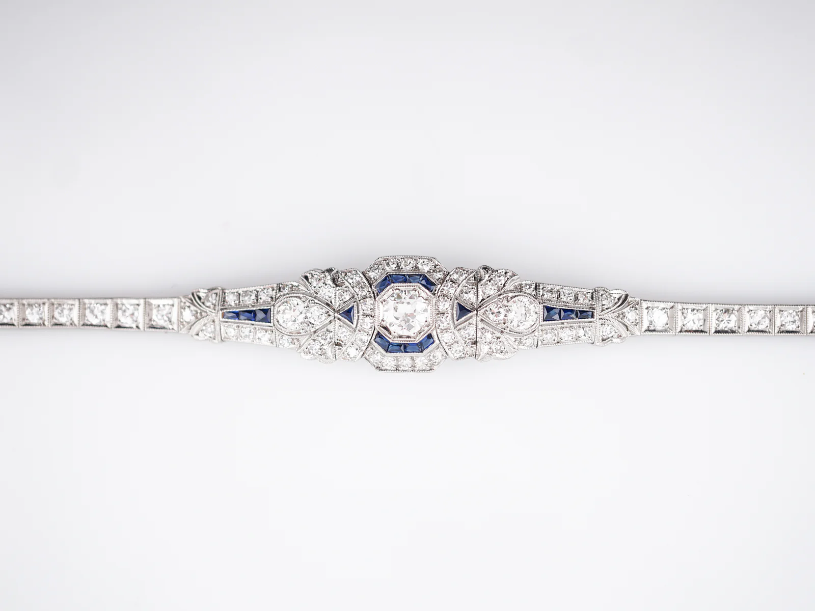 Bracelet Modern Art Deco Style 4.55 Old European Cut Diamonds & .96 Sapphire in Platinum - Image 4