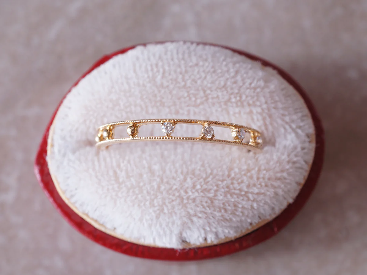 Channel Set Diamond Wedding Band in 18k Yellow Gold - Image 6
