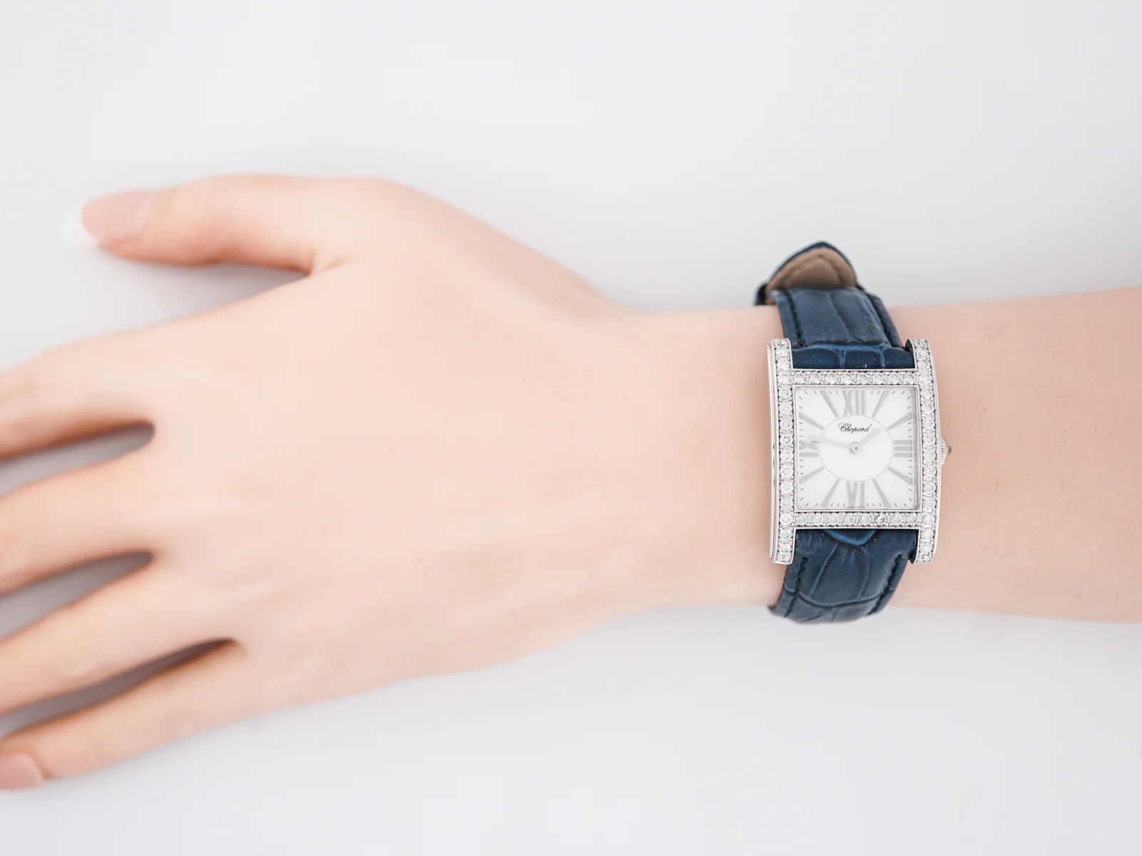 Chopard "H" Ladies Watch Modern 1.55 Round Brilliant Cut Diamonds in 18K White Gold - Image 7