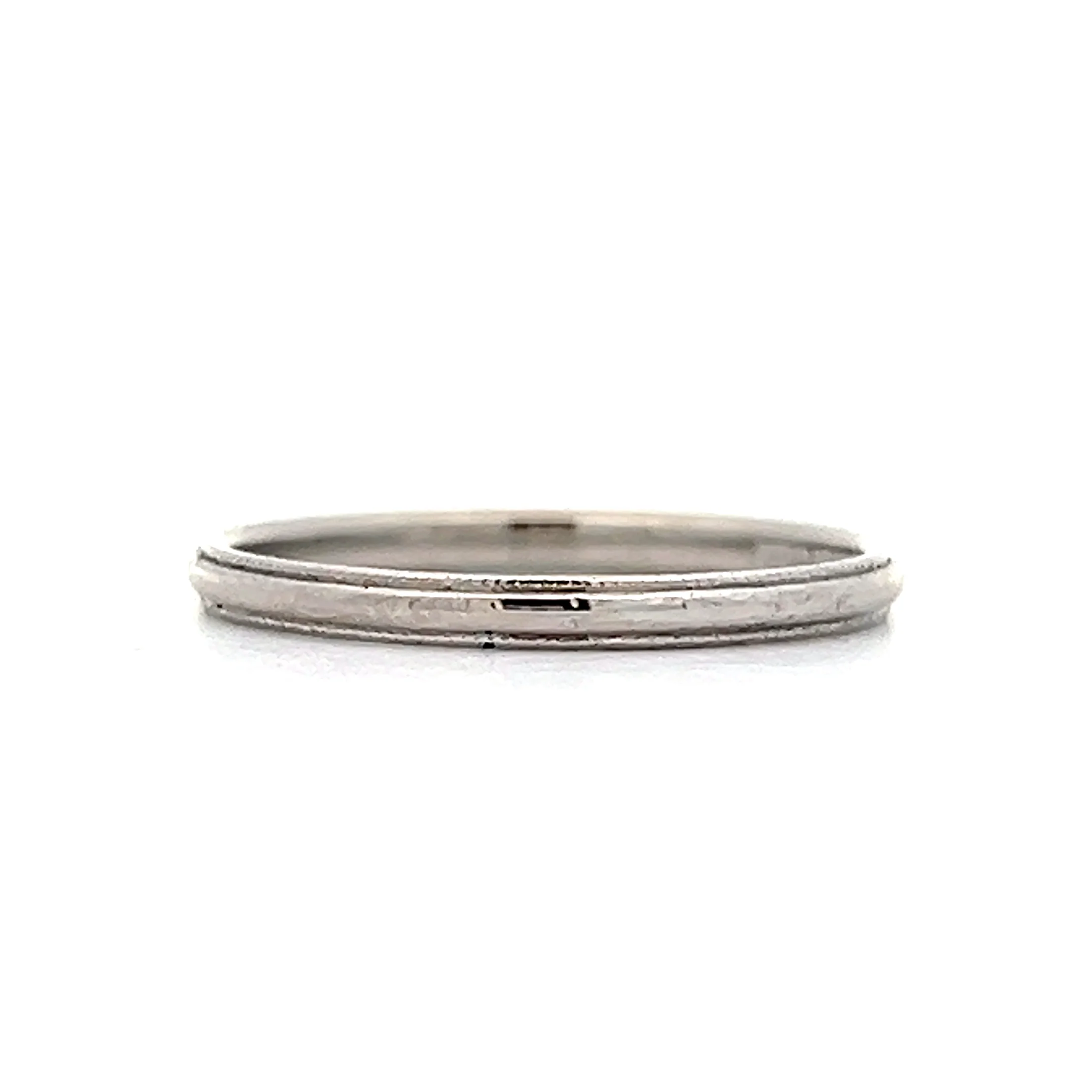 Classic Art Deco Simple Wedding Band in Platinum - Image 3