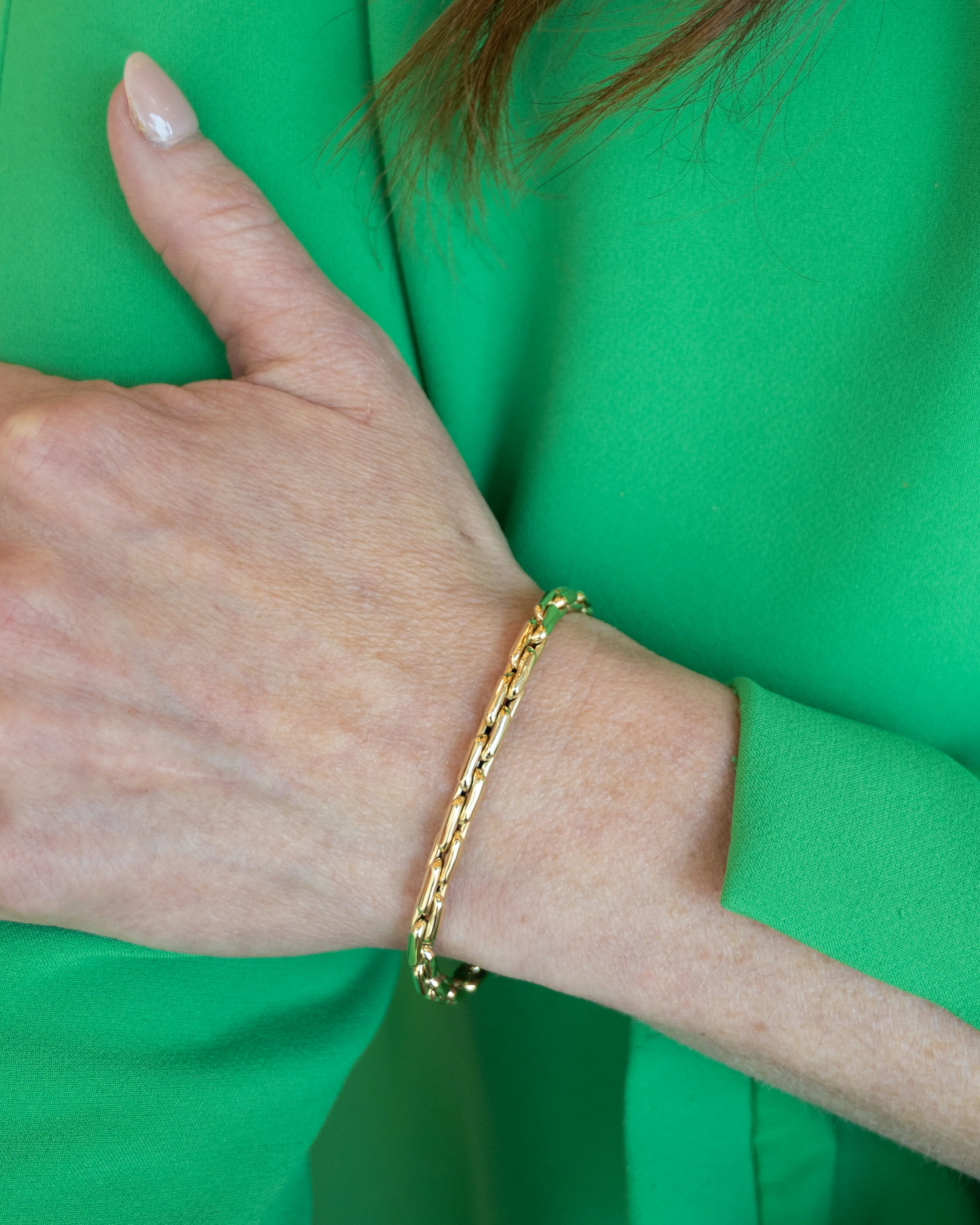 Classic Oval Link Chain Bracelet in 14k Yellow Gold - Image 6
