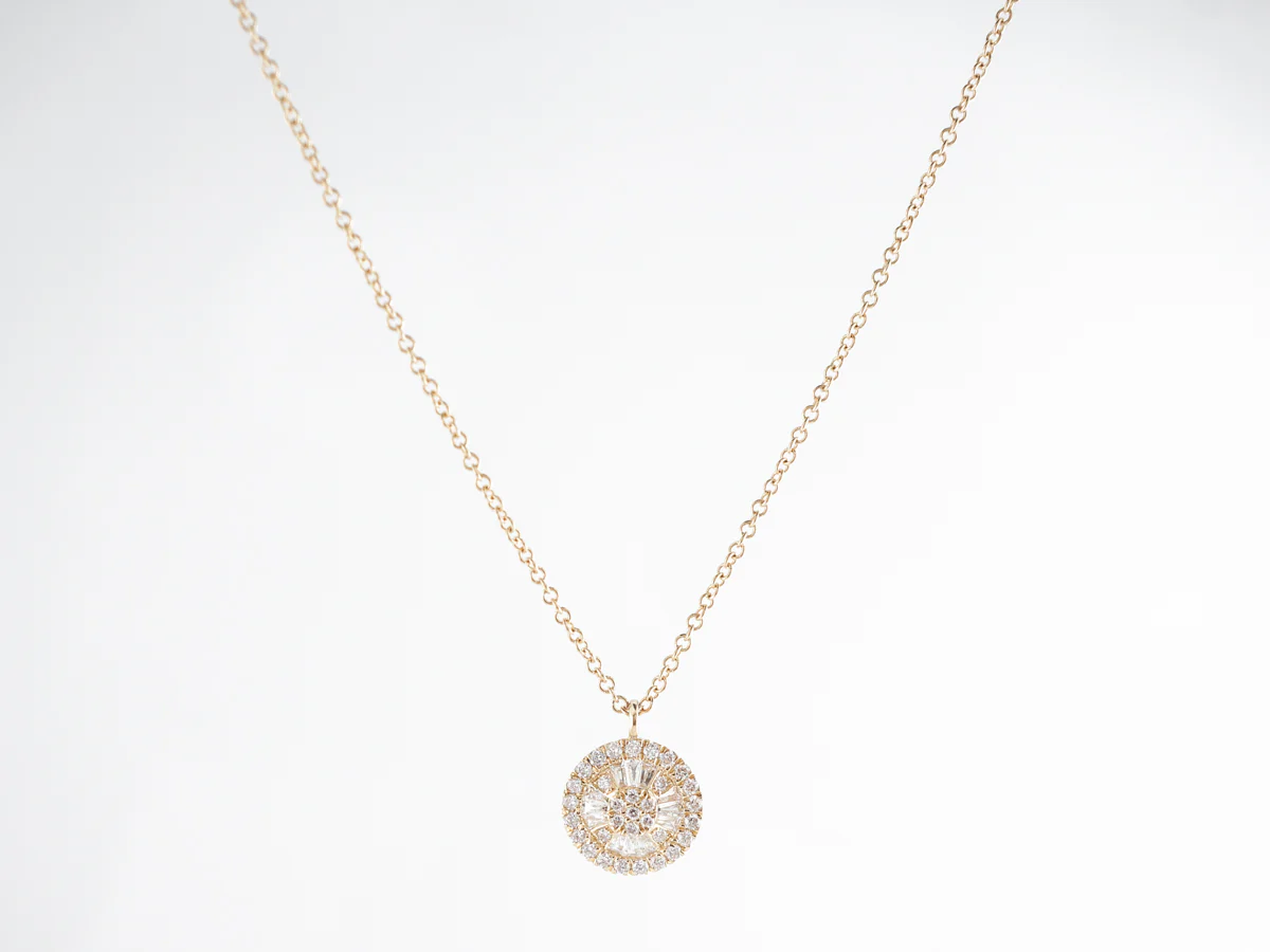 Cluster Diamond Pendant Necklace in 18k Yellow Gold