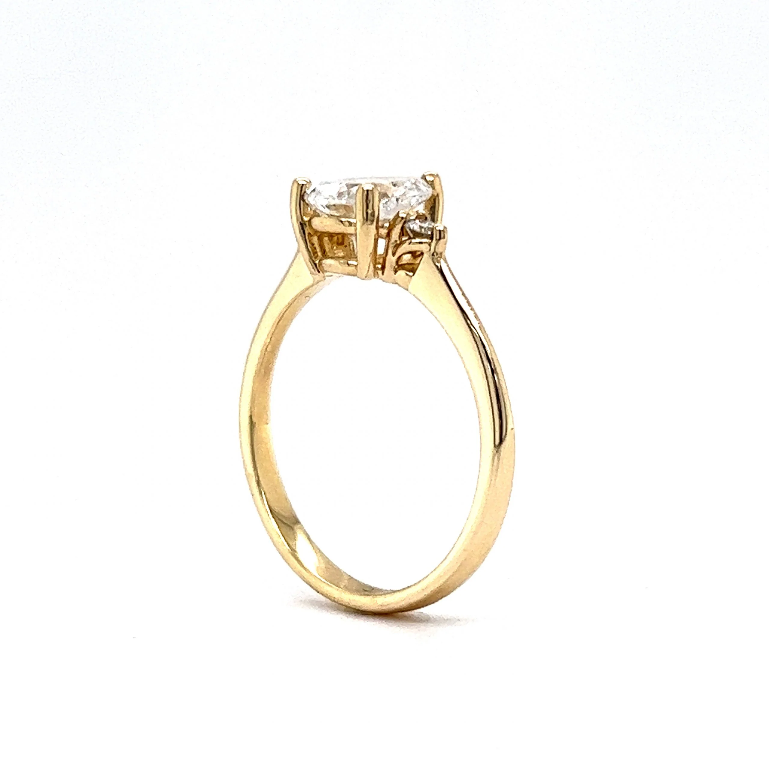 Colorless 1.01 Pear Cut Diamond Engagement Ring in 14k Gold - Image 5