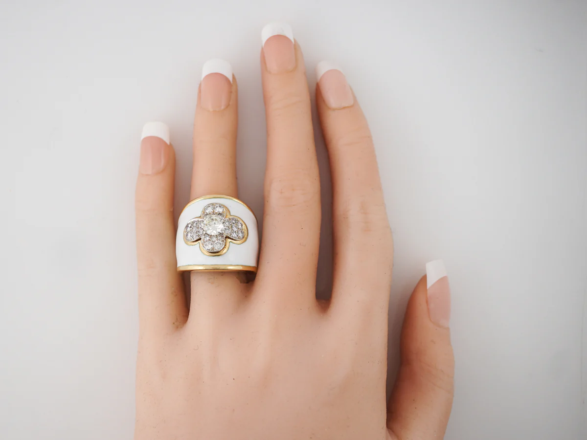 David Webb Cocktail Ring Modern .86 Round Brilliant Cut Diamond in 18k Yellow Gold - Image 6