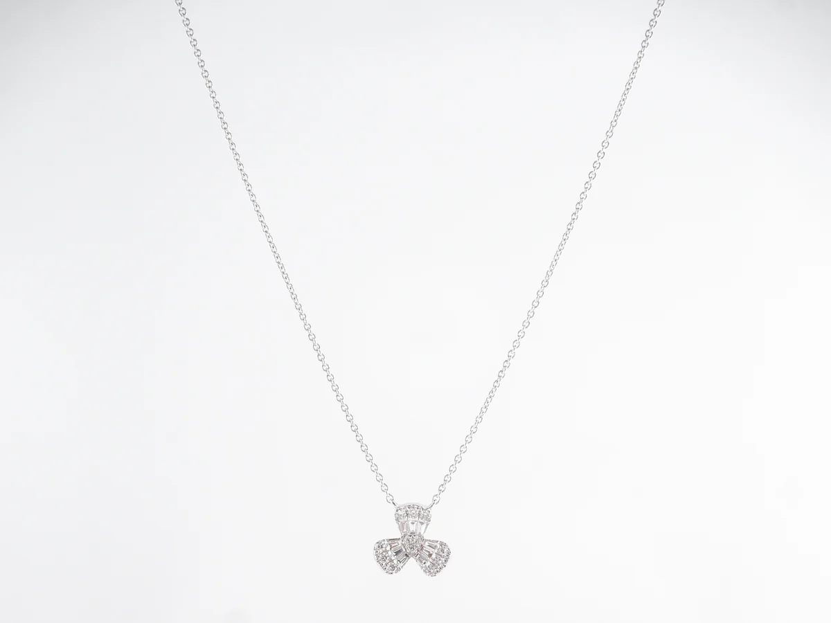 Diamond Flower Pendant Necklace in 18K White Gold - Image 3