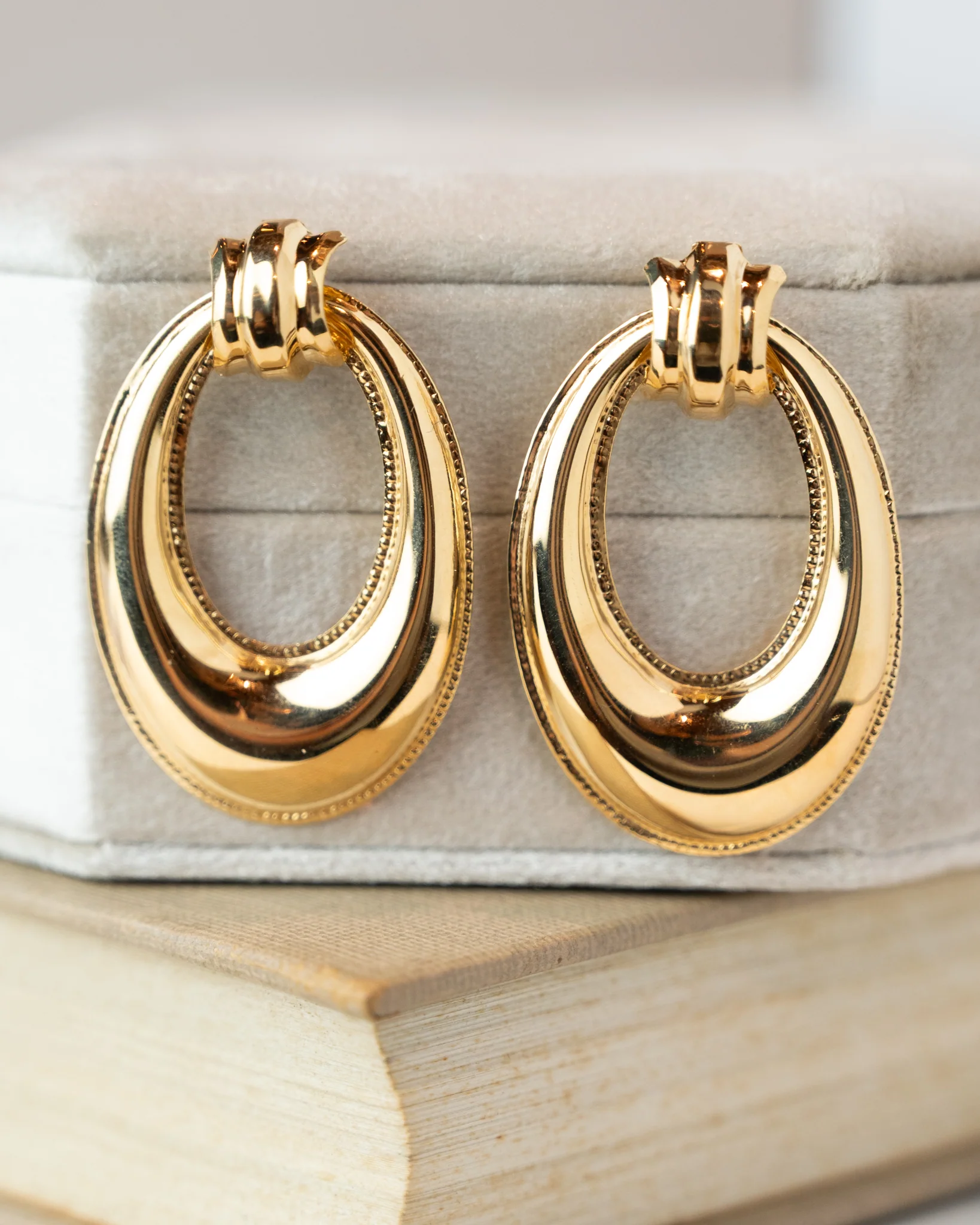 Door Knocker Puffy Oval Earrings in 14k - Image 4