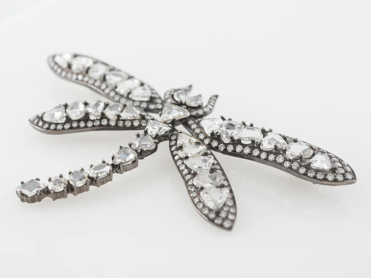 Dragonfly Brooch w/ Diamonds in 18k White Gold - Image 2