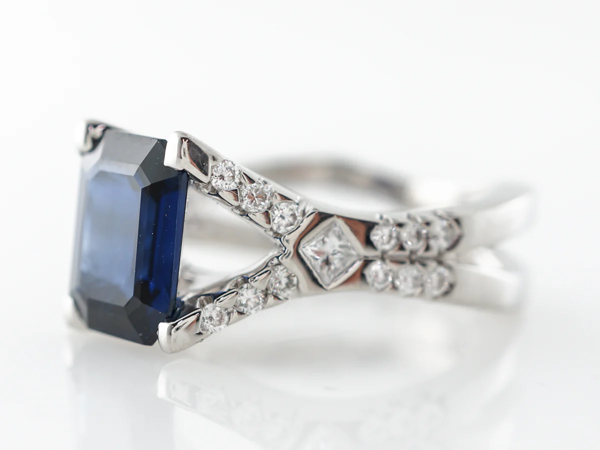 Emerald Cut Sapphire & Diamond Ring in Platinum - Image 2