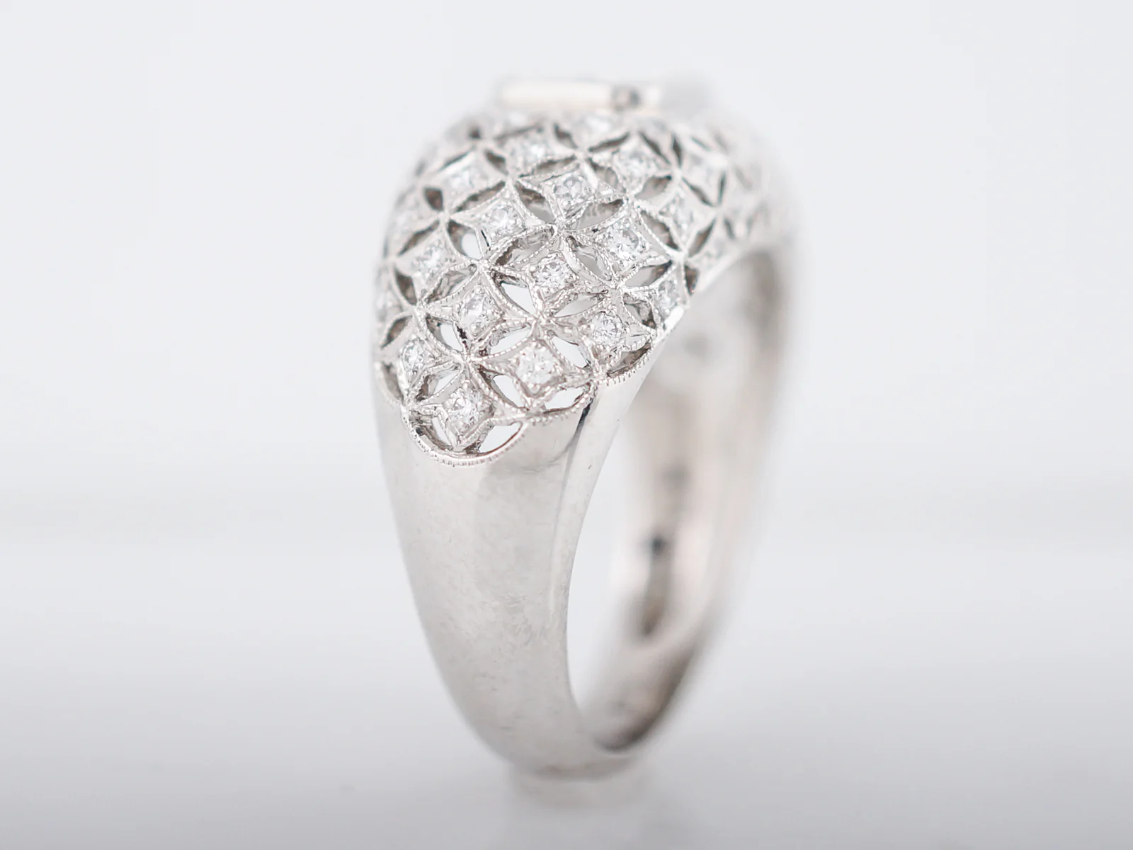 Engagement Ring Modern 1.00 Emerald Cut Diamond in Platinum - Image 5