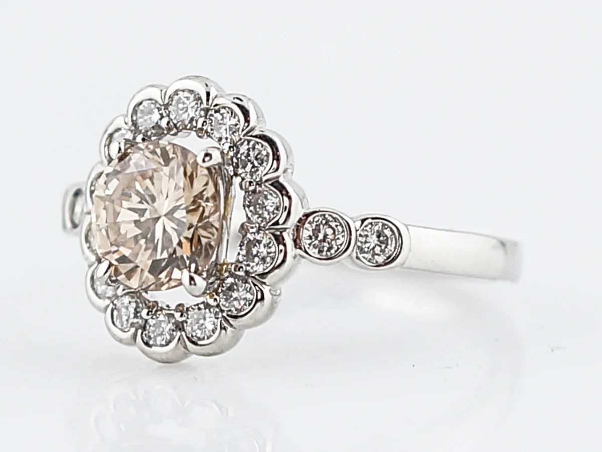 Engagement Ring Modern 1.01 Round Brilliant Cut Diamond in Platinum - Image 2