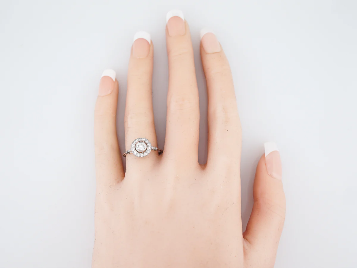 Engagement Ring Modern .32 Round Brilliant Cut Diamond in Platinum - Image 6