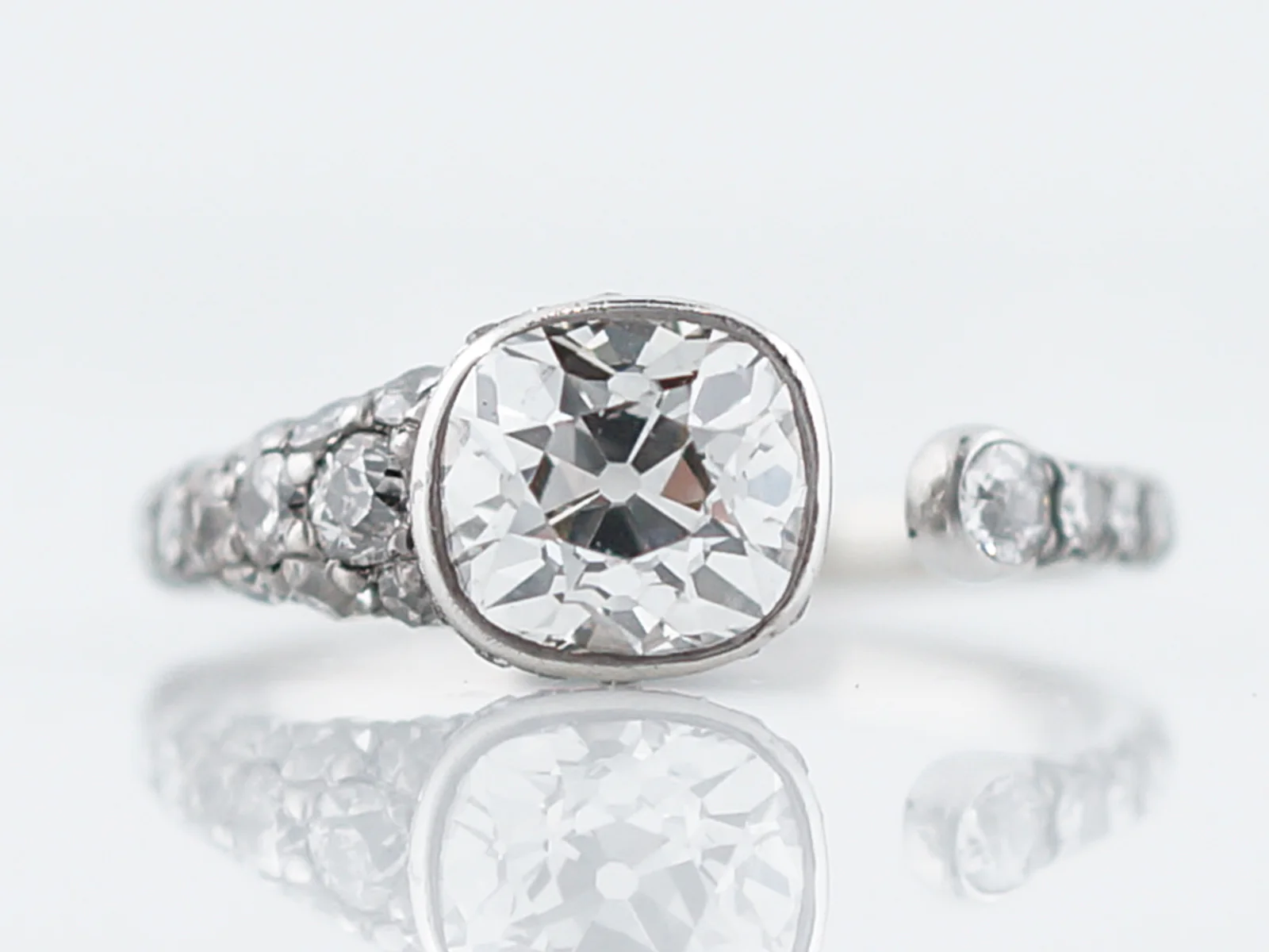 Engagement Ring Modern GIA 1.29 Old Mine Cut Cushion Cut Diamond in Platinum - Image 2