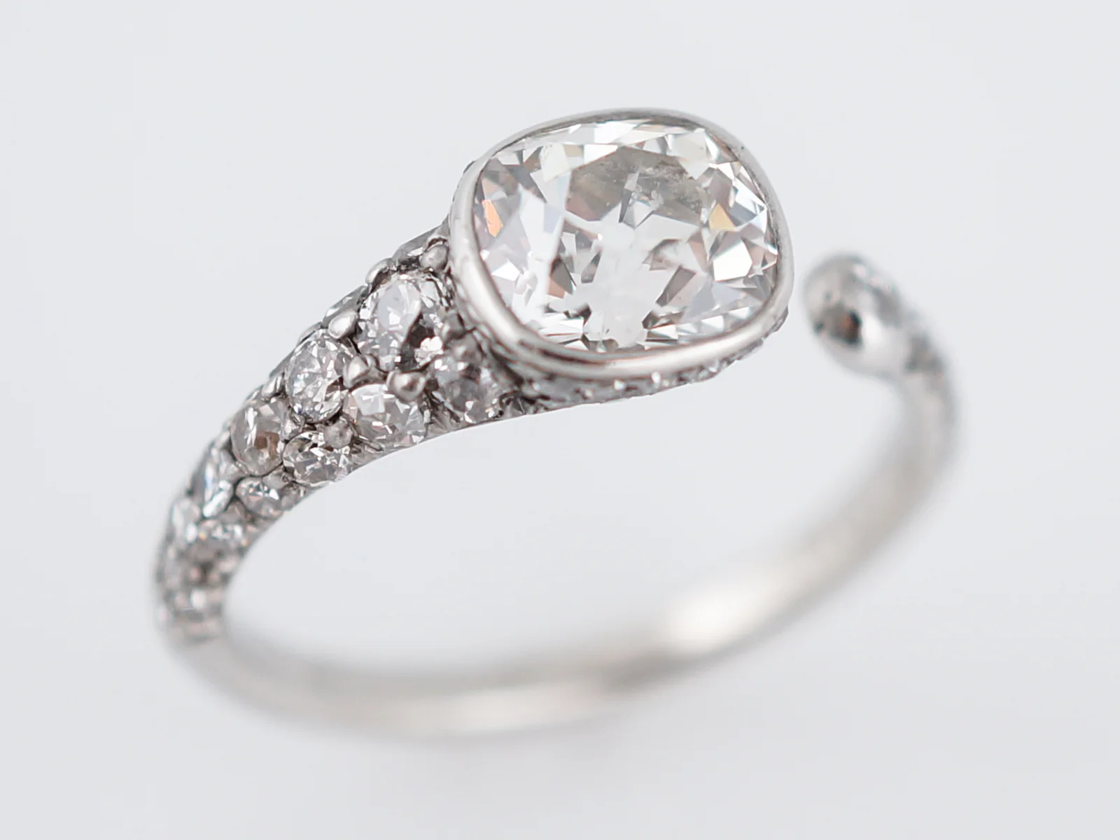 Engagement Ring Modern GIA 1.29 Old Mine Cut Cushion Cut Diamond in Platinum - Image 5