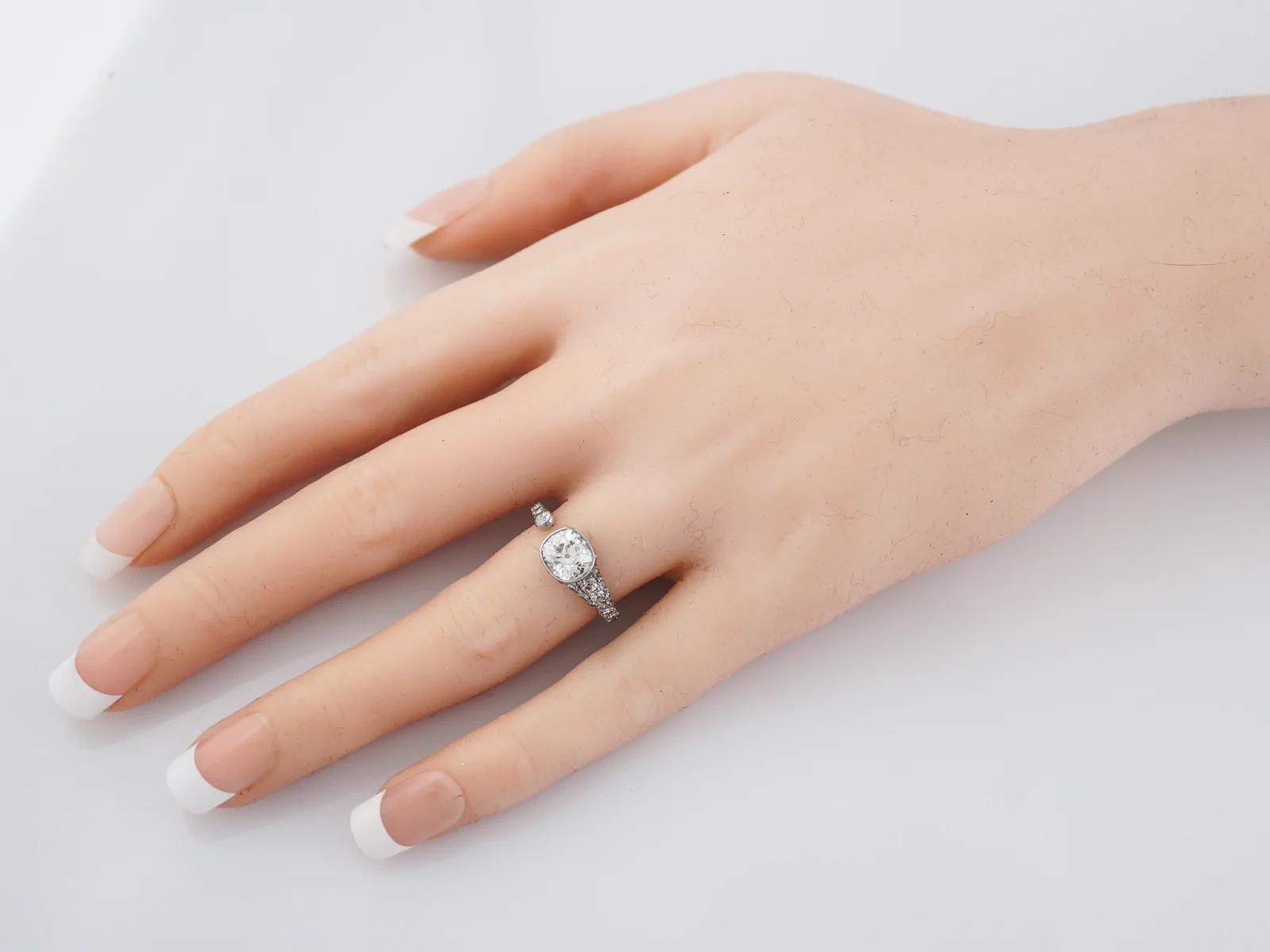 Engagement Ring Modern GIA 1.29 Old Mine Cut Cushion Cut Diamond in Platinum - Image 8