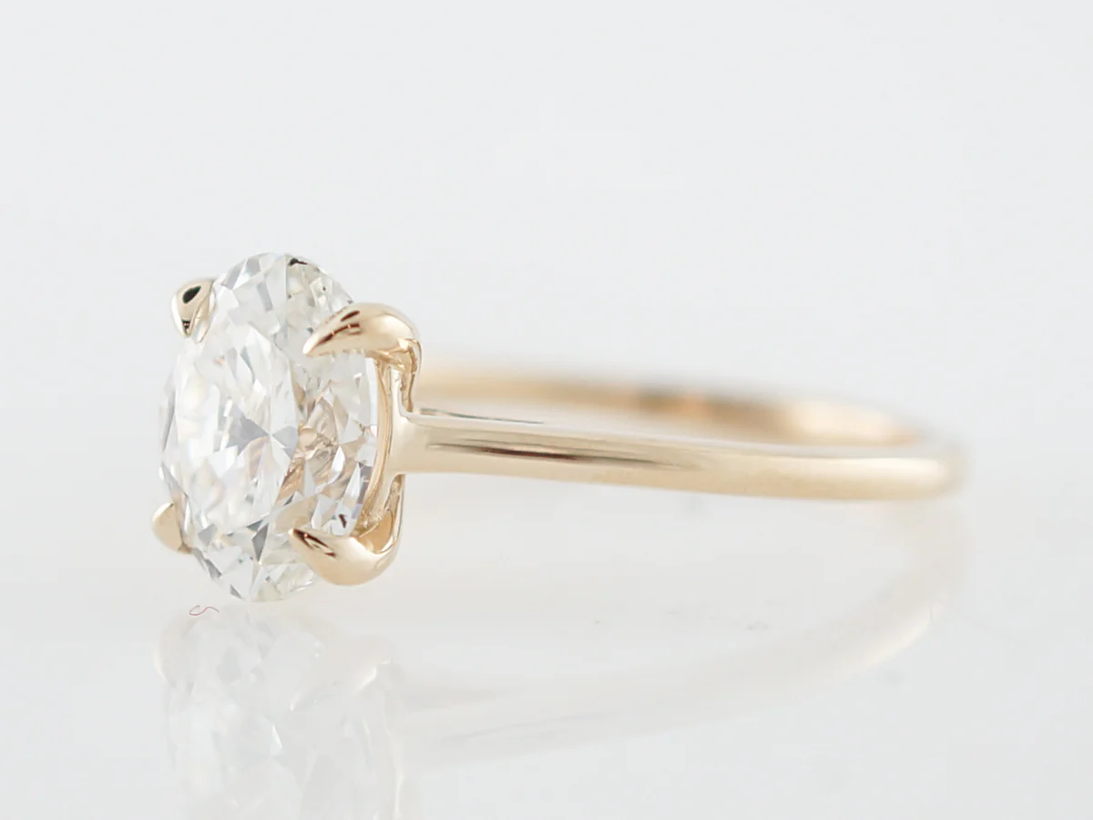 Engagement Ring Modern GIA 2.02 Oval Cut Diamond in 14k Yellow Gold - Image 2