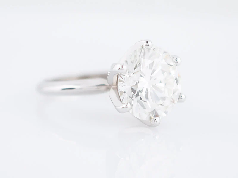 Engagement Ring Modern GIA 5.05 Round Brilliant Cut Diamond in 14k White Gold - Image 3