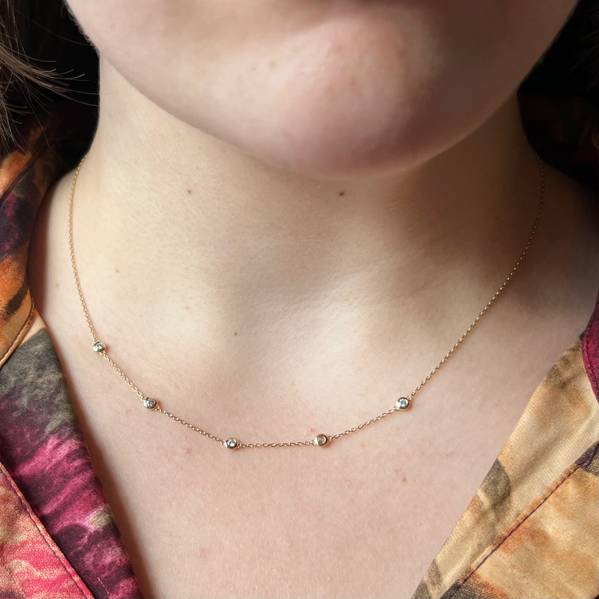 Everyday Round Diamond Bezel Necklace in 14k Yellow Gold - Image 4