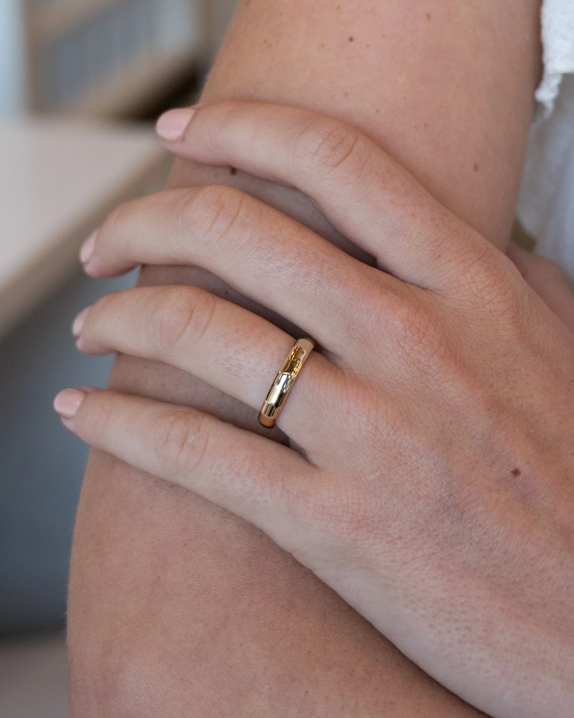 Faceted Comfort Fit Wedding Band 14k Yellow Gold - Image 6