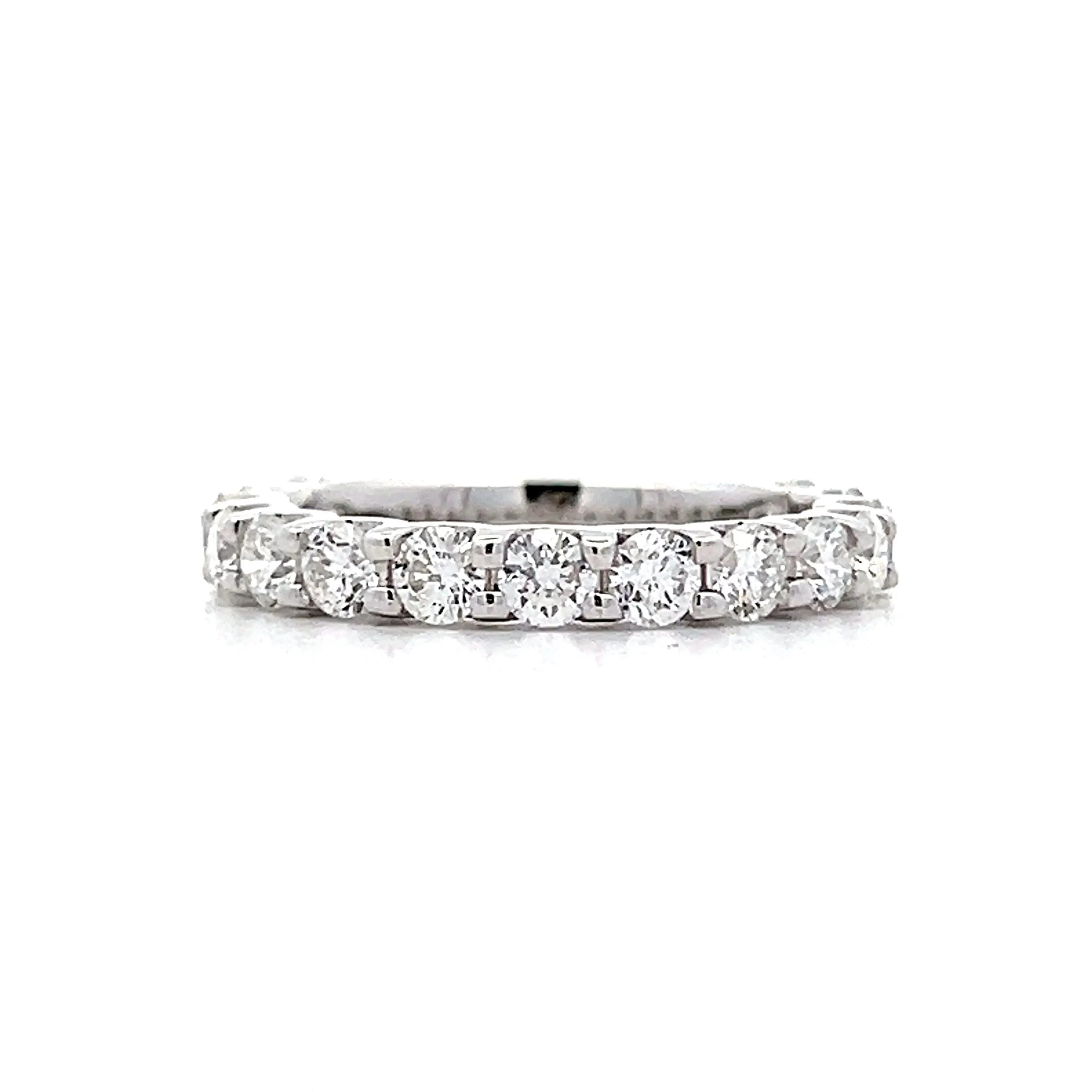 1.50 Round Brilliant Diamond Wedding Band in 18k