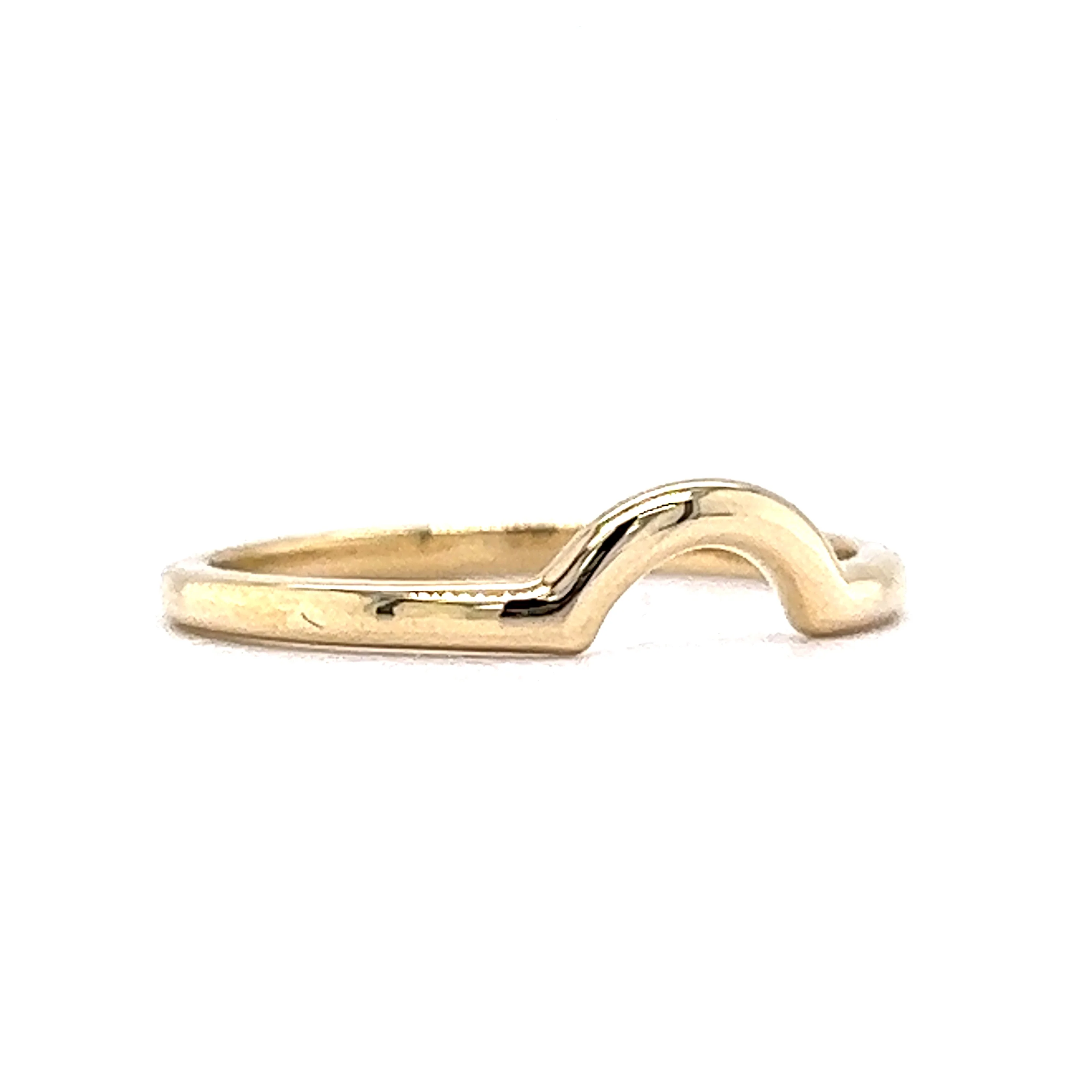 Half Moon Curved Wedding Band in 14k Yellow Gold - Image 3