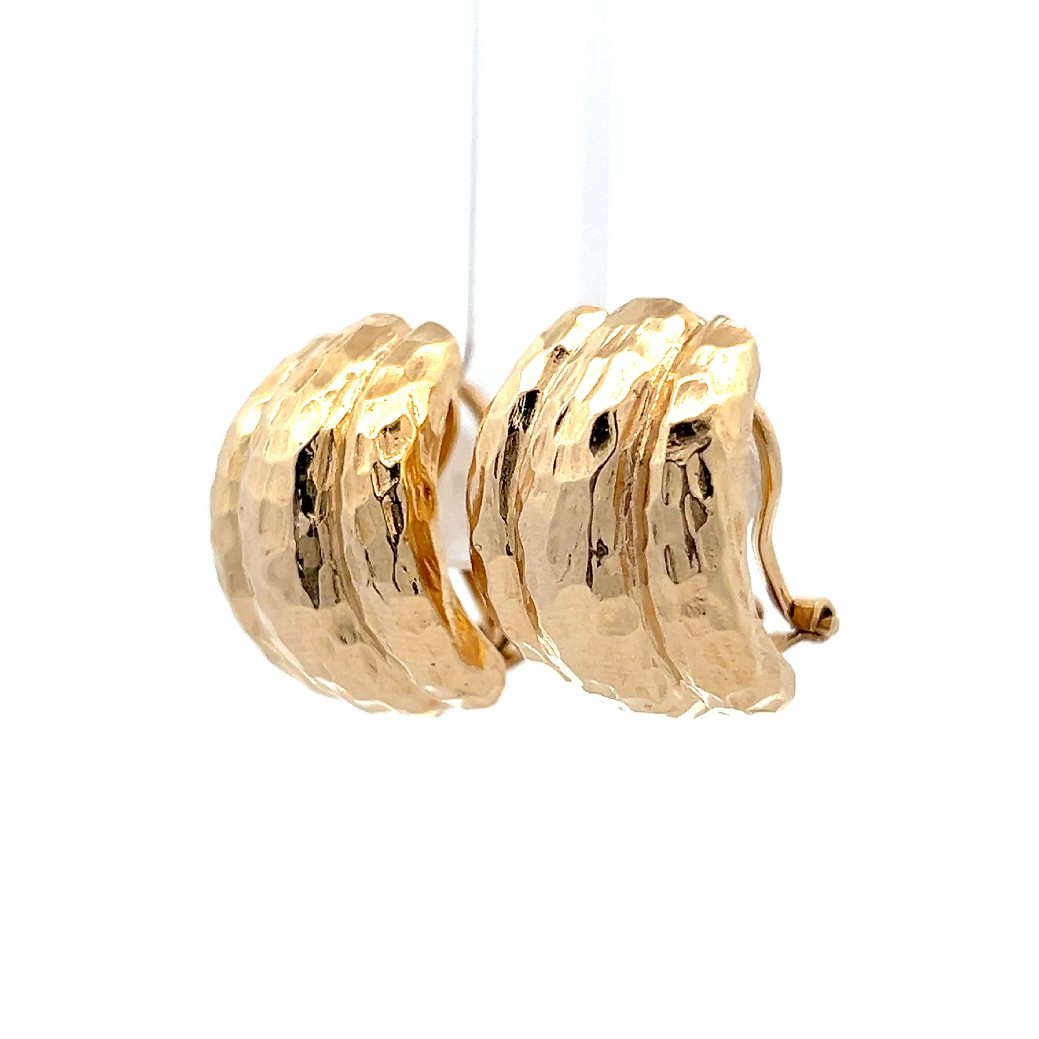 Hammer Textured Stud Earrings in 14k Yellow Gold - Image 2