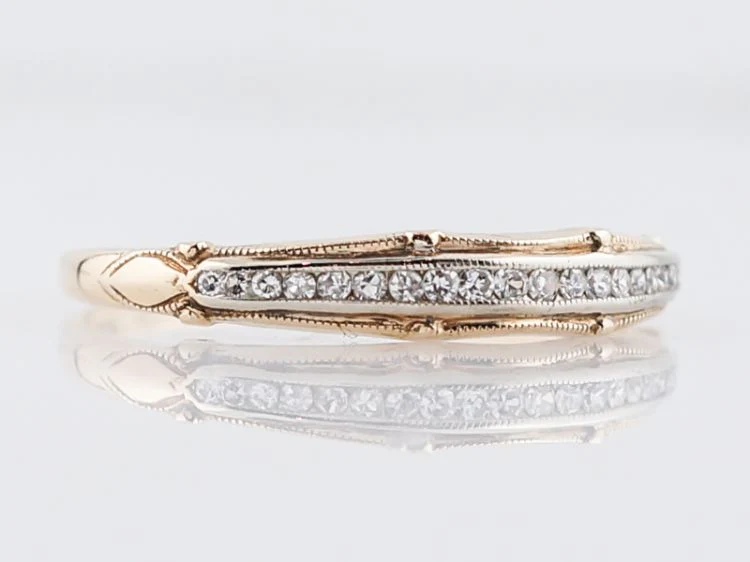 Antique Wedding Band Art Deco .20 Single Cut Diamonds in 14k Yellow Gold - Image 2