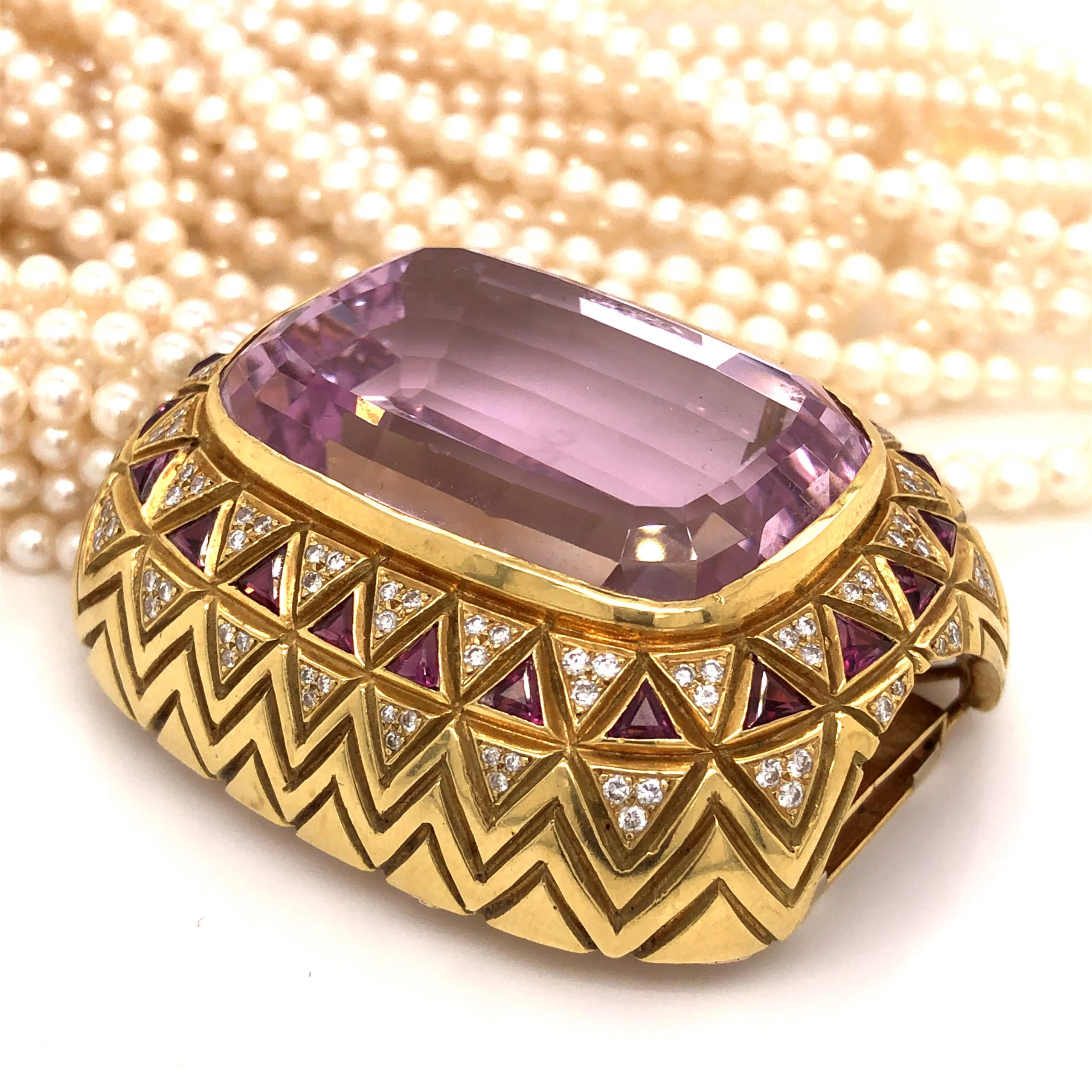 Kunzite Pendant Necklace w/ Diamonds & Pearls in 18k Yellow Gold - Image 3