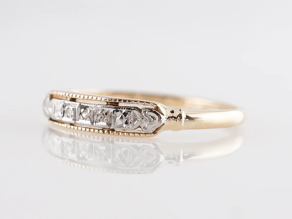 Late Art Deco Wedding Band w/ Diamonds in Yellow Gold - Image 2