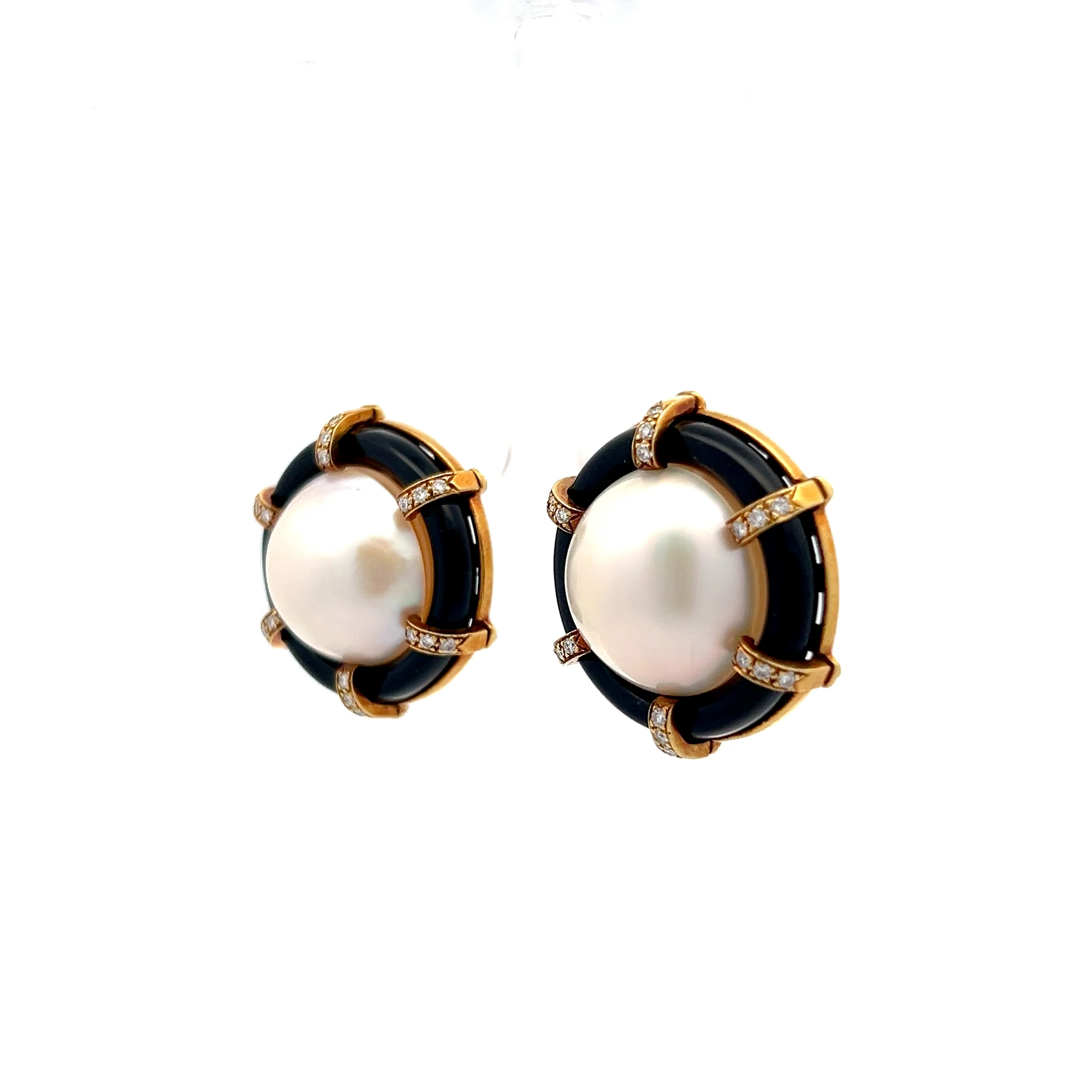 Mabe Pearl, Diamond & Onyx Stud Earrings in 18k Yellow Gold - Image 2