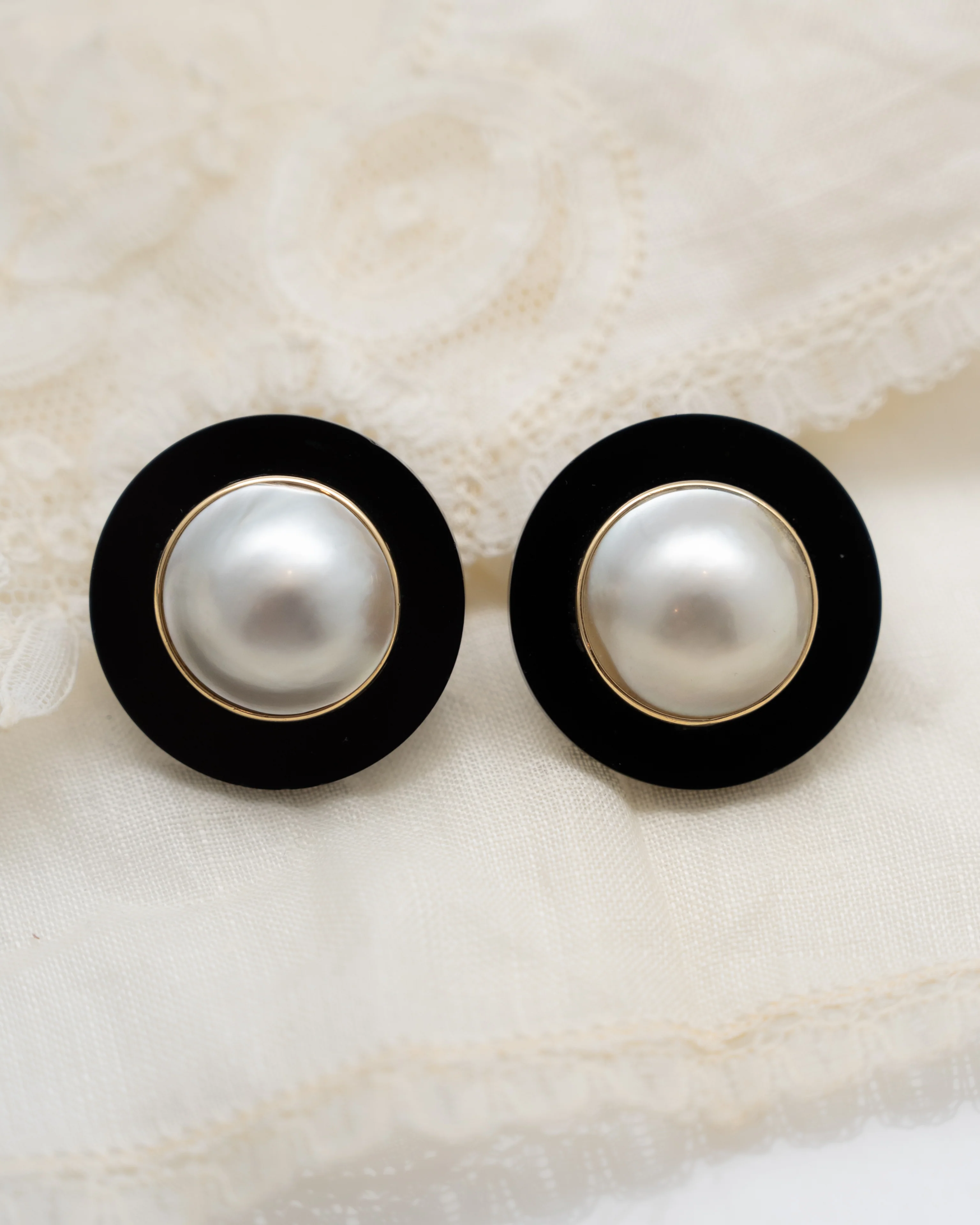 Mabe Pearl & Onyx Oversized Stud Earrings in 14k - Image 4