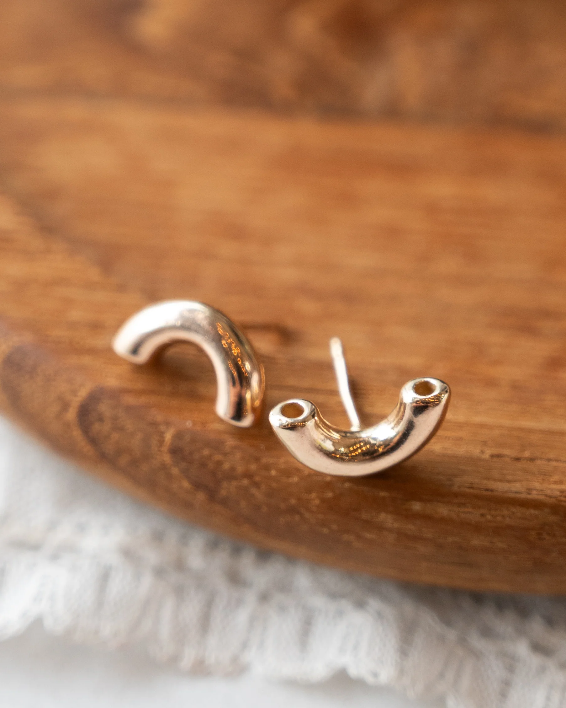 Macaroni Stud Earrings 14k Yellow Gold - Image 4