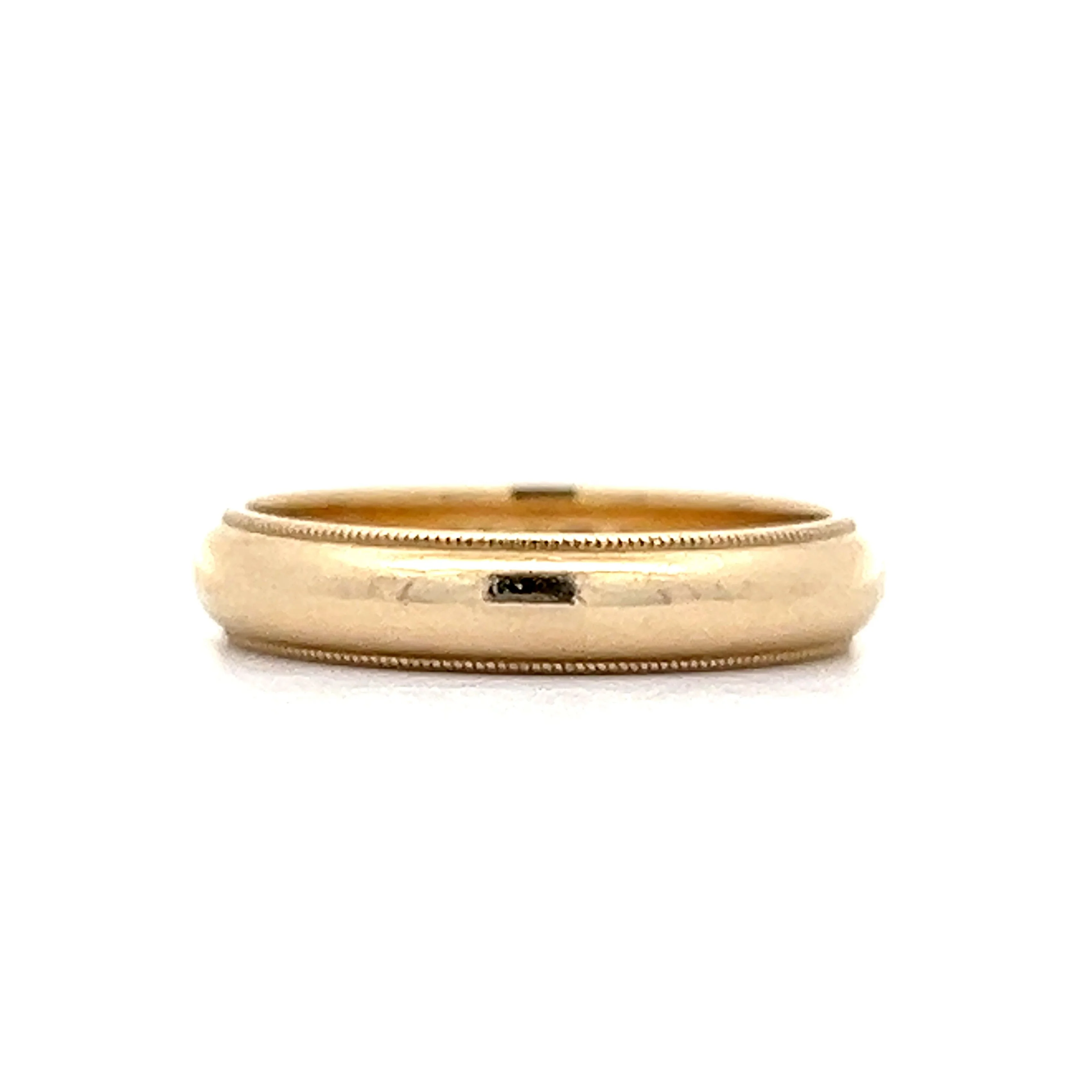 Mens 4mm Classic Wedding Band in 14k Yellow Gold