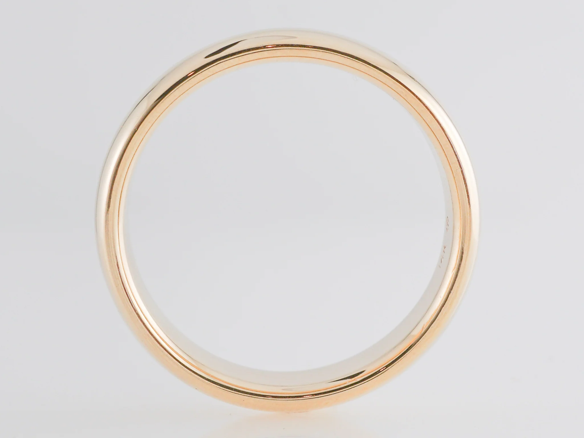 Men's 6mm Comfort Fit Wedding Band in 14k Yellow Gold - Image 2
