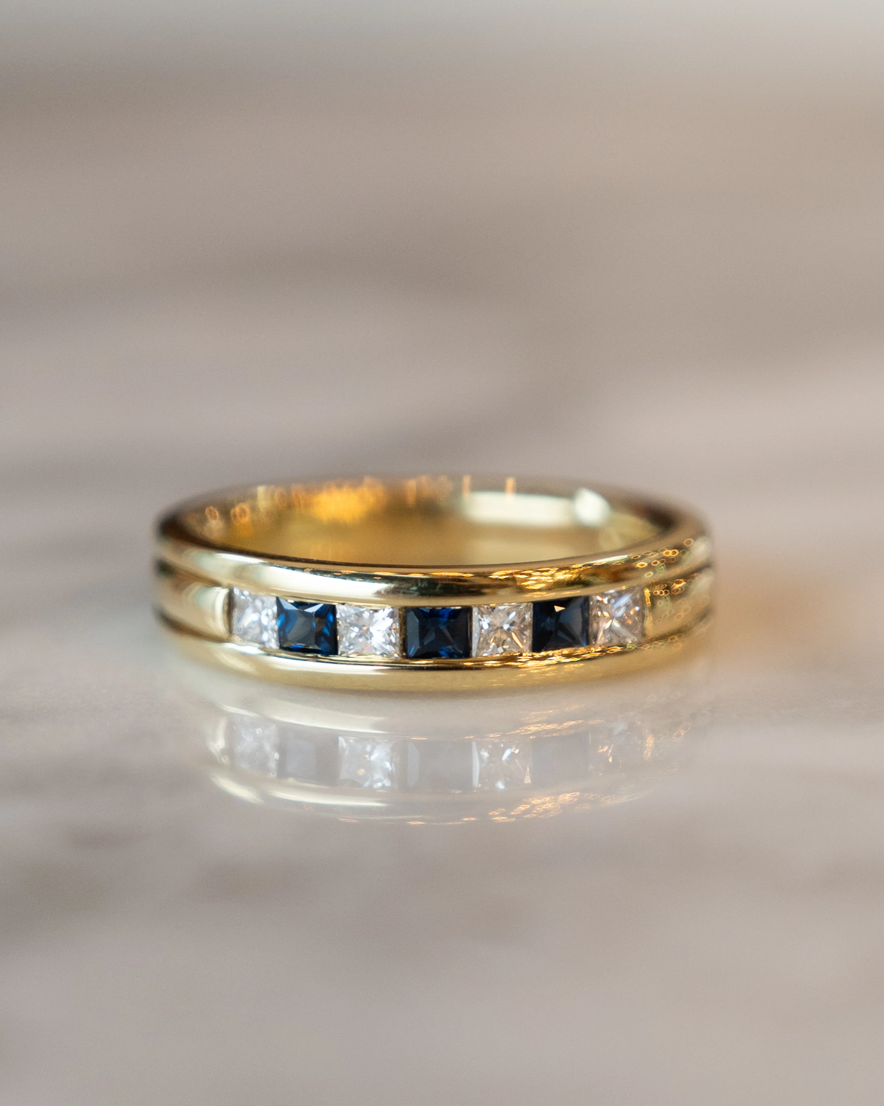 Mens Diamond & Sapphire Wedding Band in 18k - Image 6