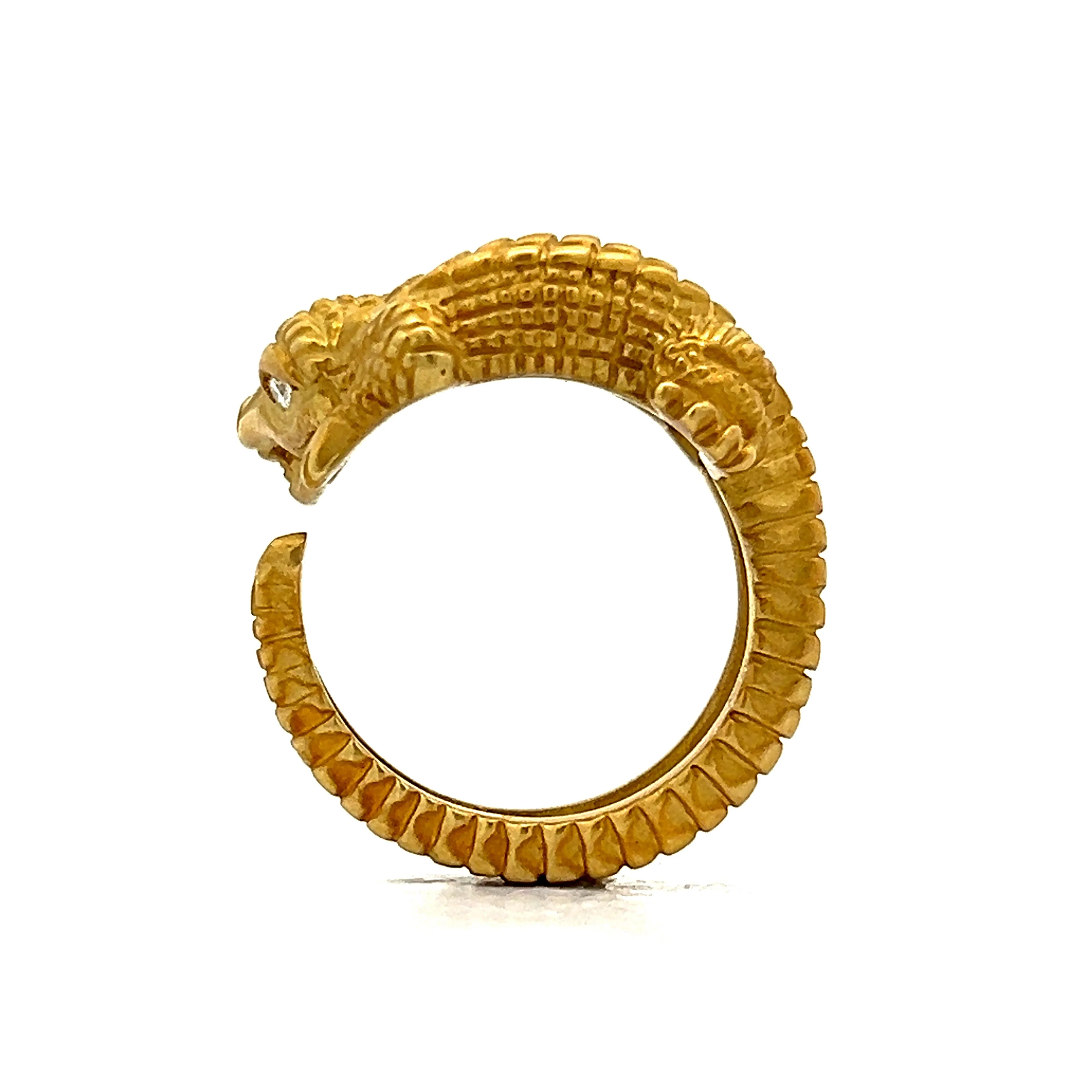 Mens Kieselstein-Cord Alligator Ring with Diamond Eyes in 18k Yellow Gold - Image 4