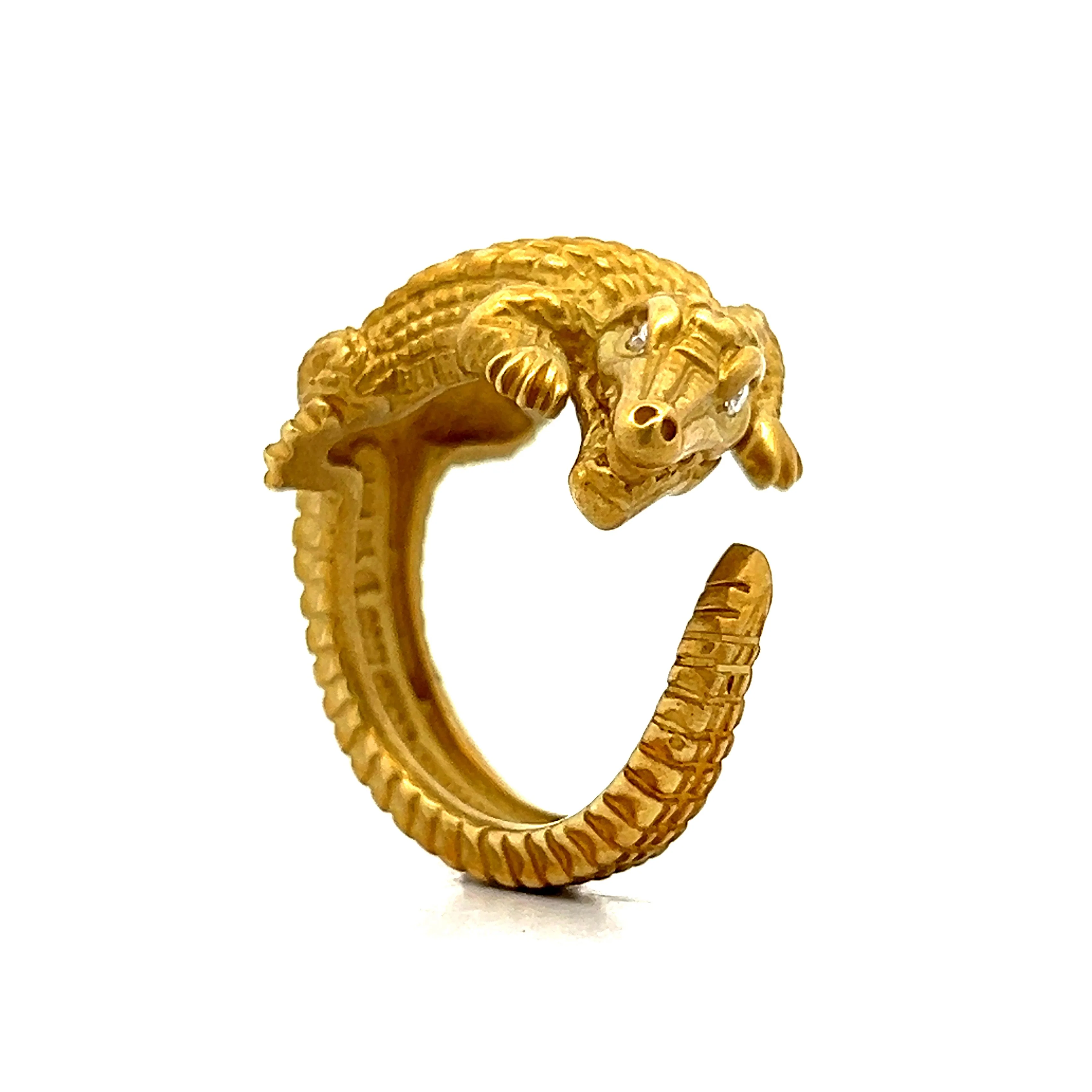 Mens Kieselstein-Cord Alligator Ring with Diamond Eyes in 18k Yellow Gold - Image 7