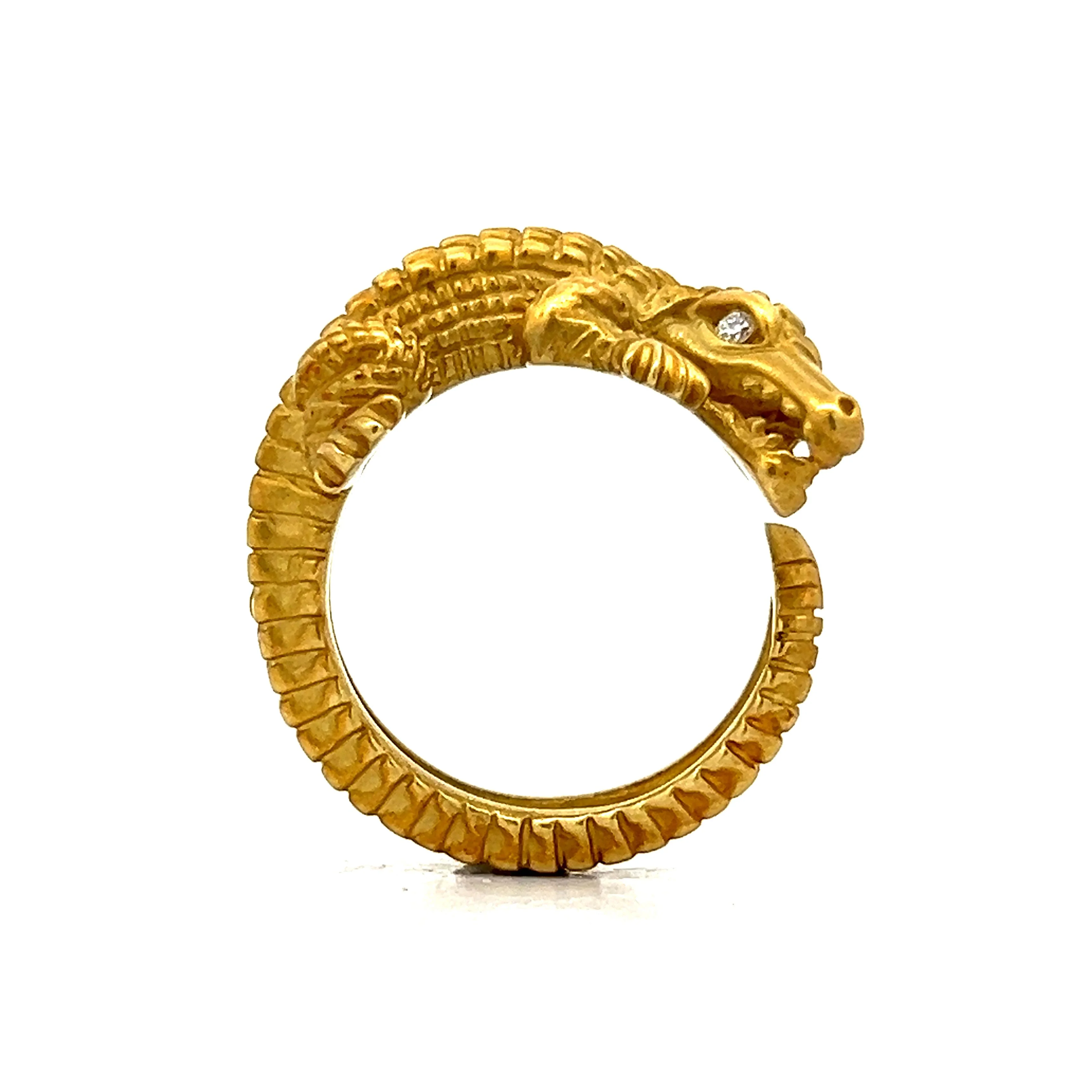 Mens Kieselstein-Cord Alligator Ring with Diamond Eyes in 18k Yellow Gold - Image 8
