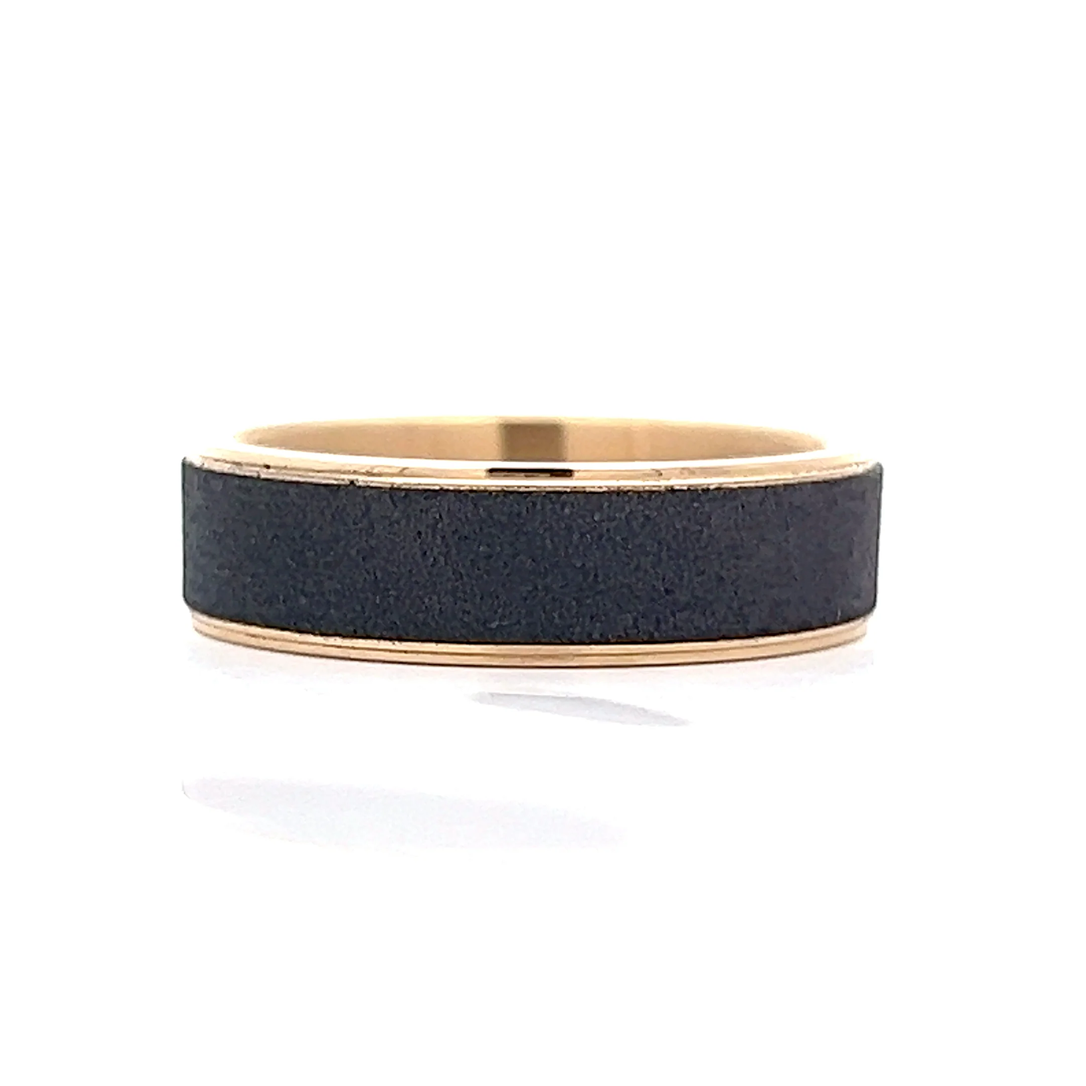 Mens Sandblast Tantalum Wedding Band in 14k - Image 2