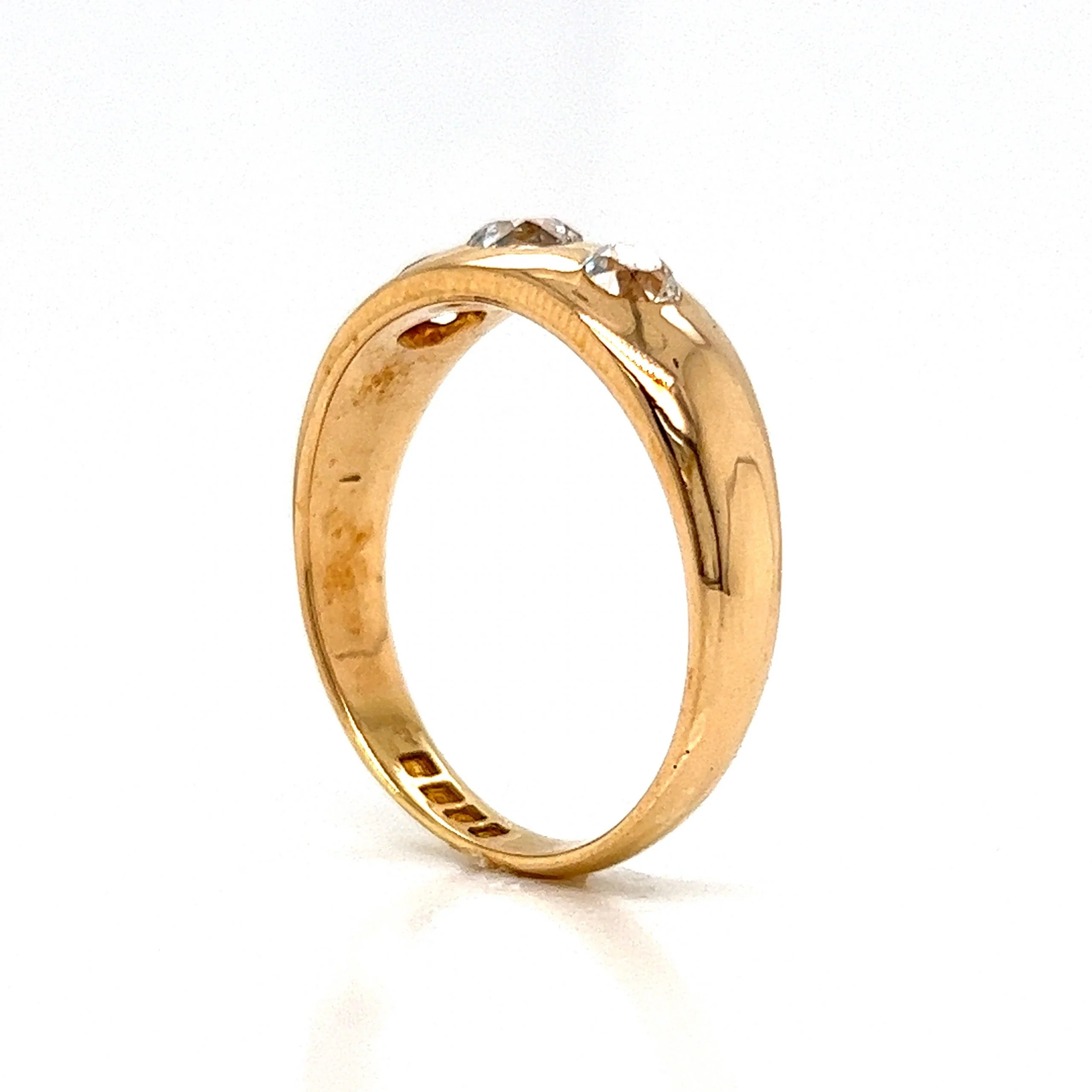 Men's Victorian Flush Set Diamond Ring in 18k Yellow Gold - Image 5
