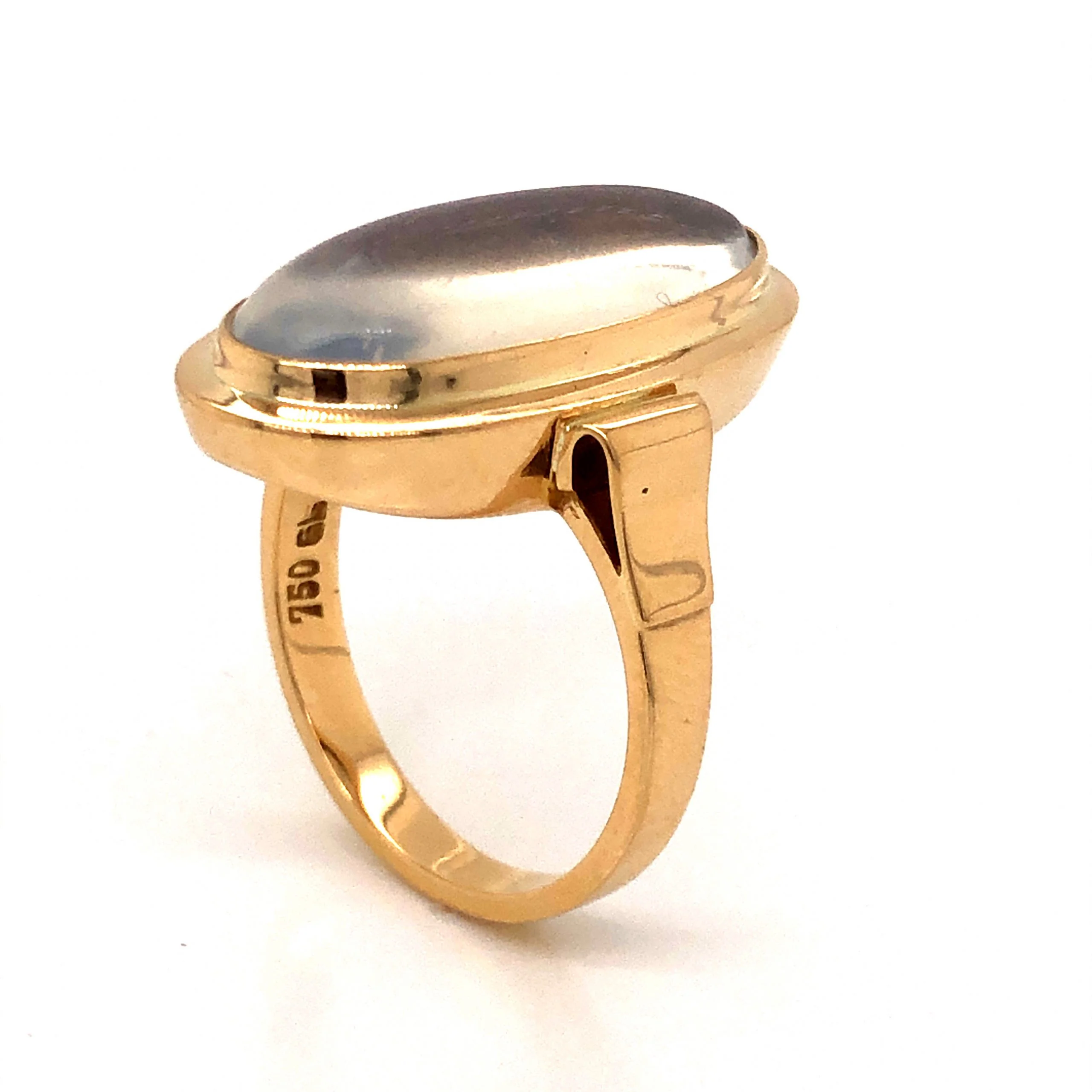 Mid-Century Moonstone Cocktail Ring in 18k Yellow Gold - Image 4