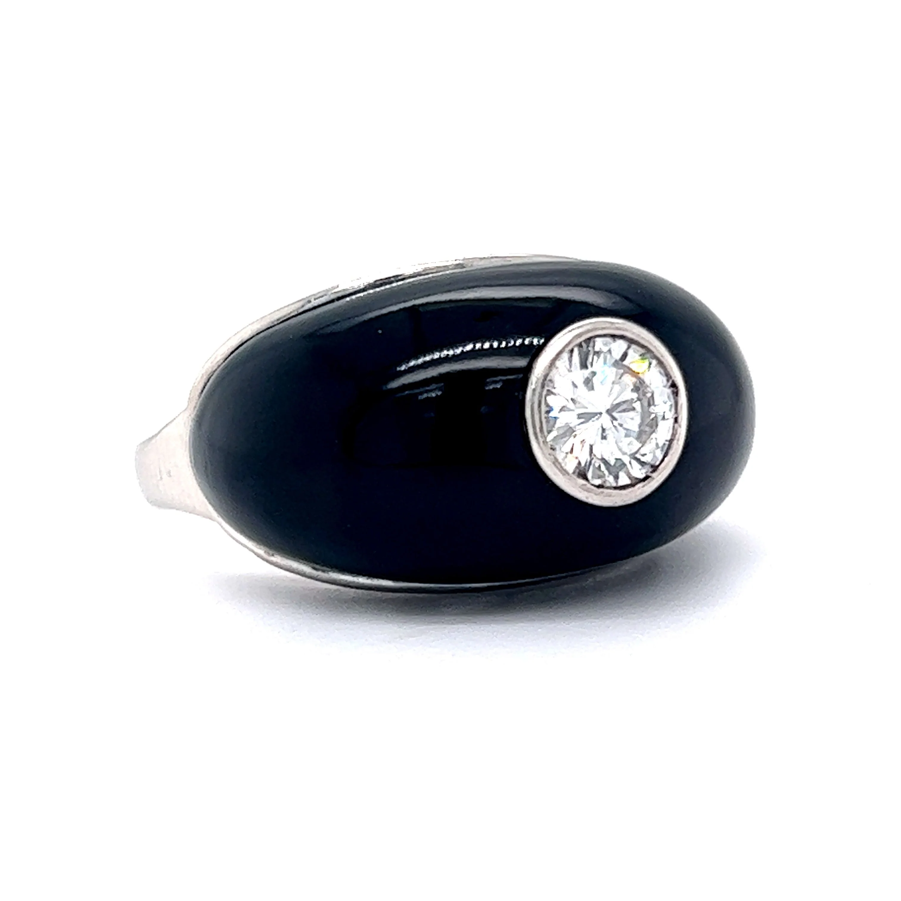 Mid-Century Onyx & Diamond Ring in Platinum - Image 3